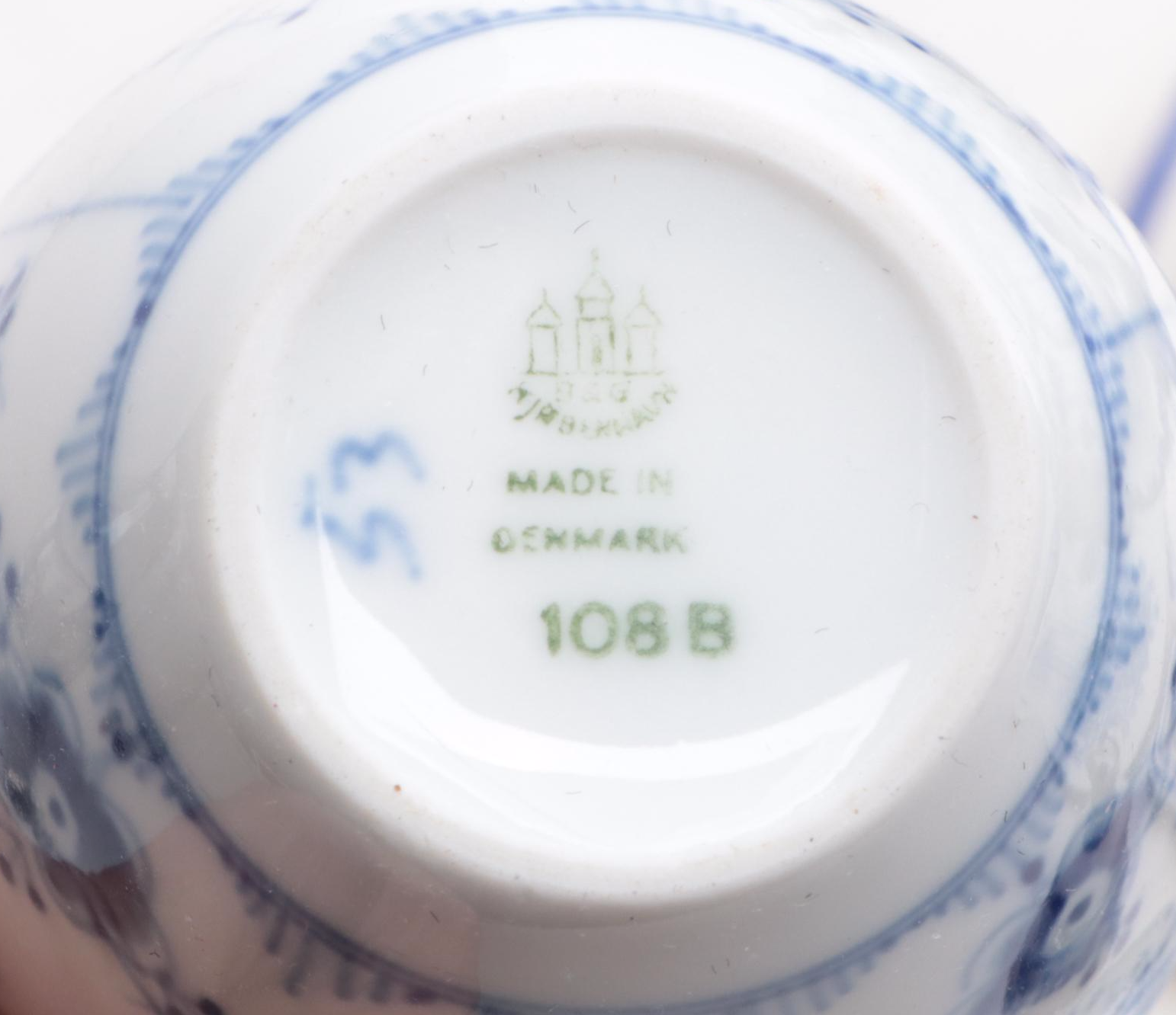 Blue and White Ceramic Fountain, Wedgwood "Countryside" Plate and More