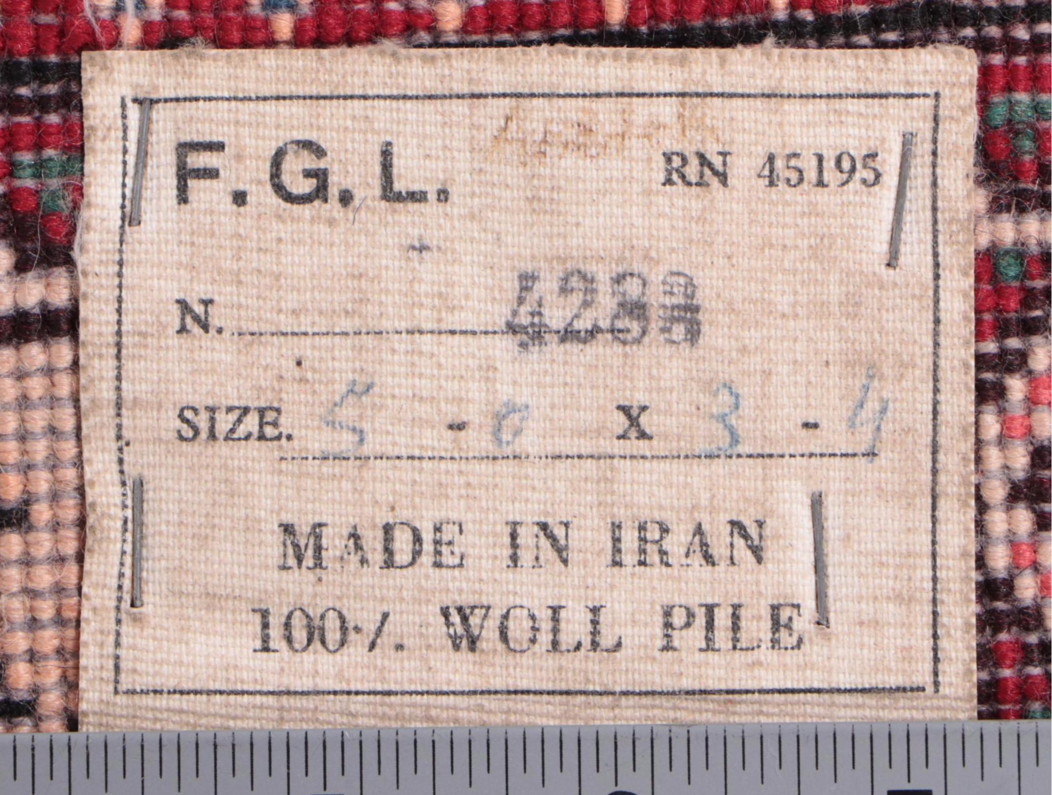 3'4 x 5'5 Hand-Knotted Persian Abadeh Area Rug