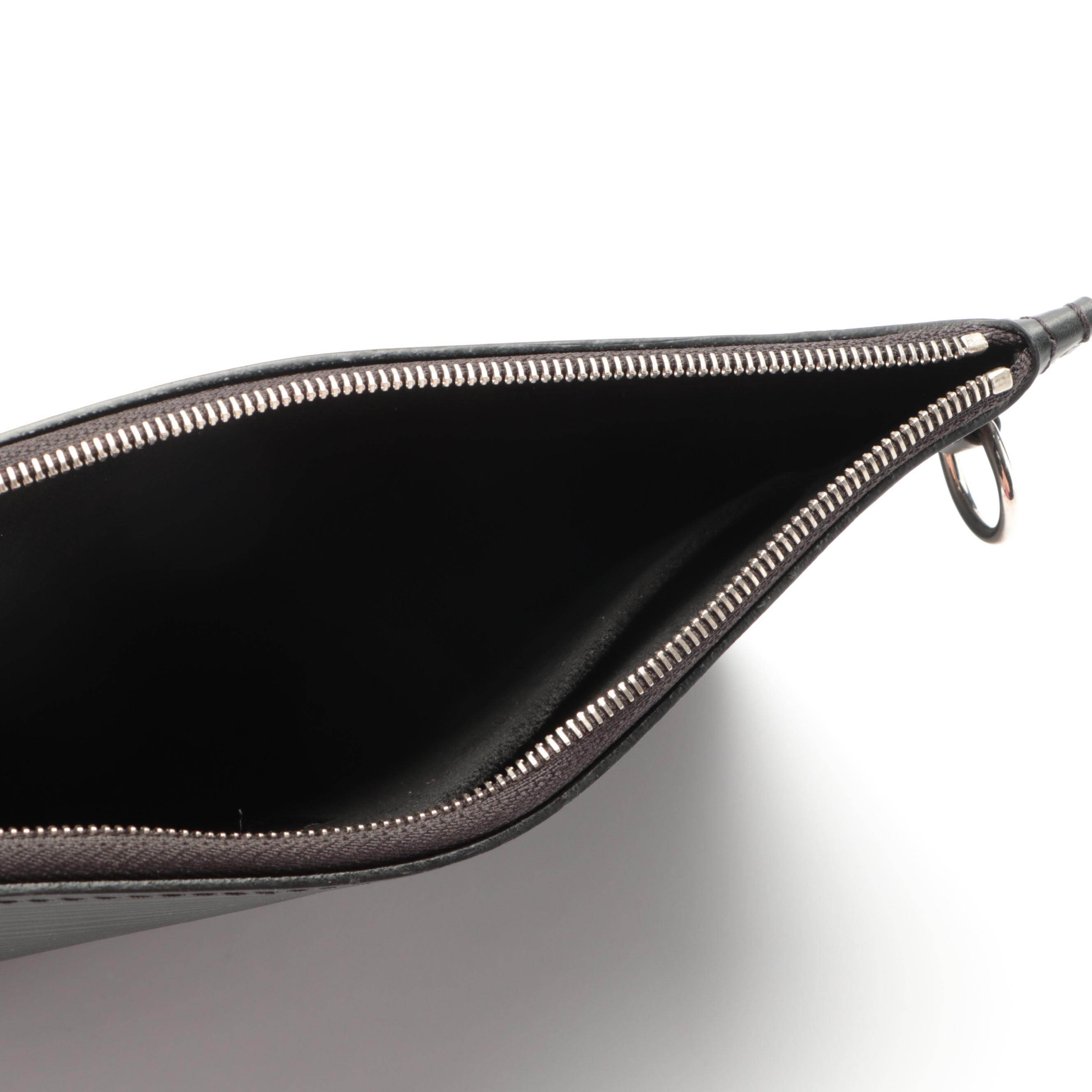 Louis Vuitton Neverfull MM/GM Pouch in Epi Leather