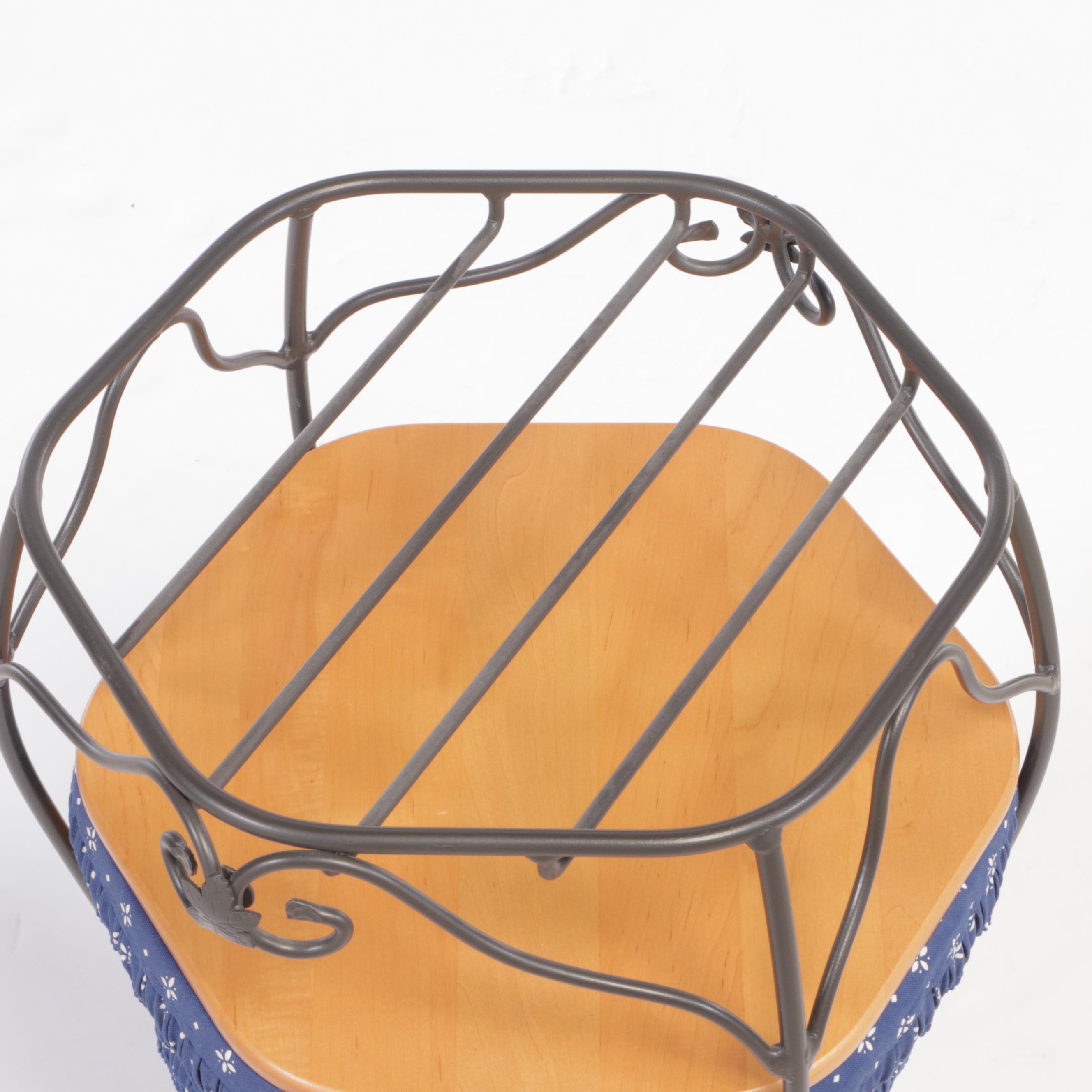 Three Longaberger Graduated Baskets Plus Wrought Iron Stand