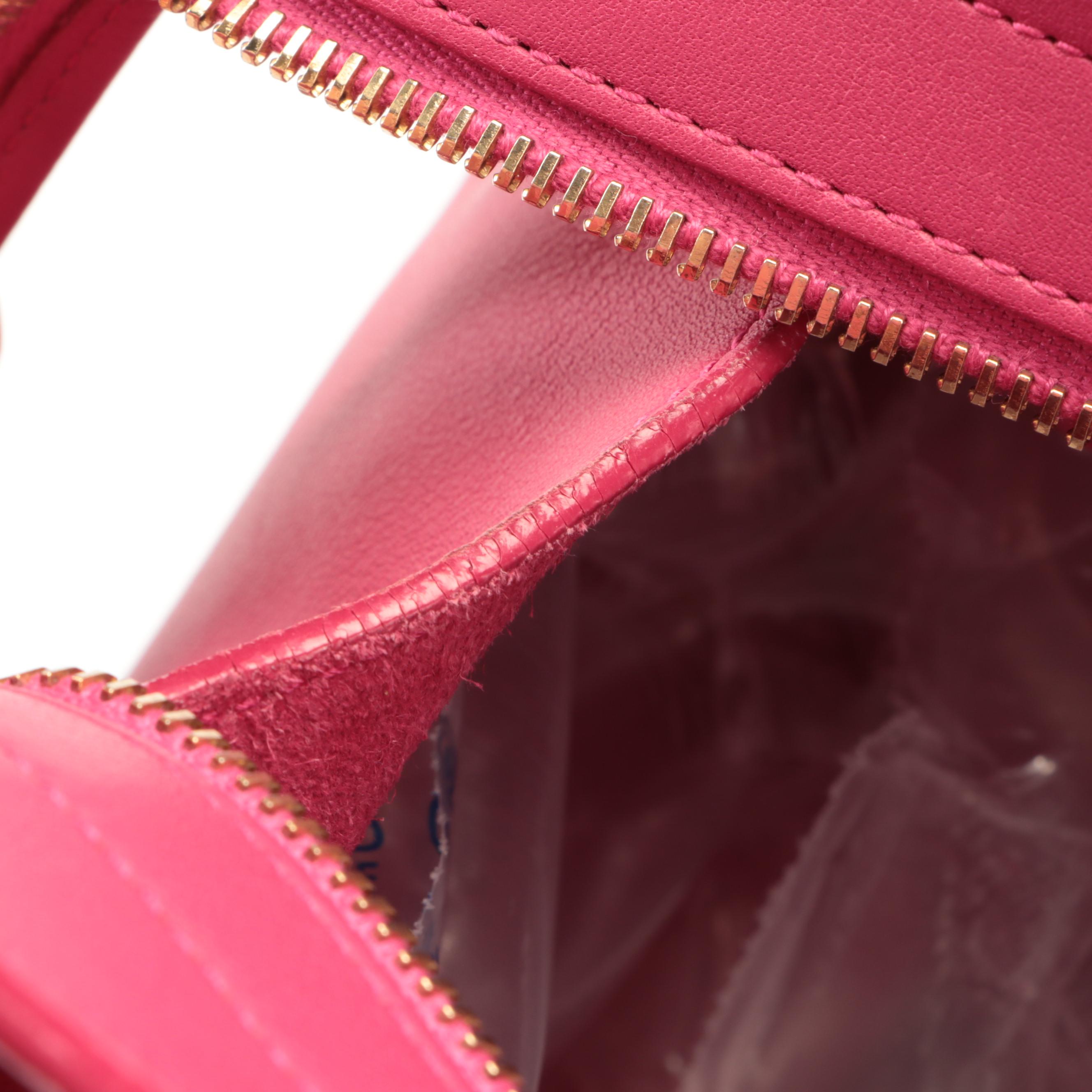 Saint Laurent Classic Y Cabas in Fuchsia Calfskin Leather