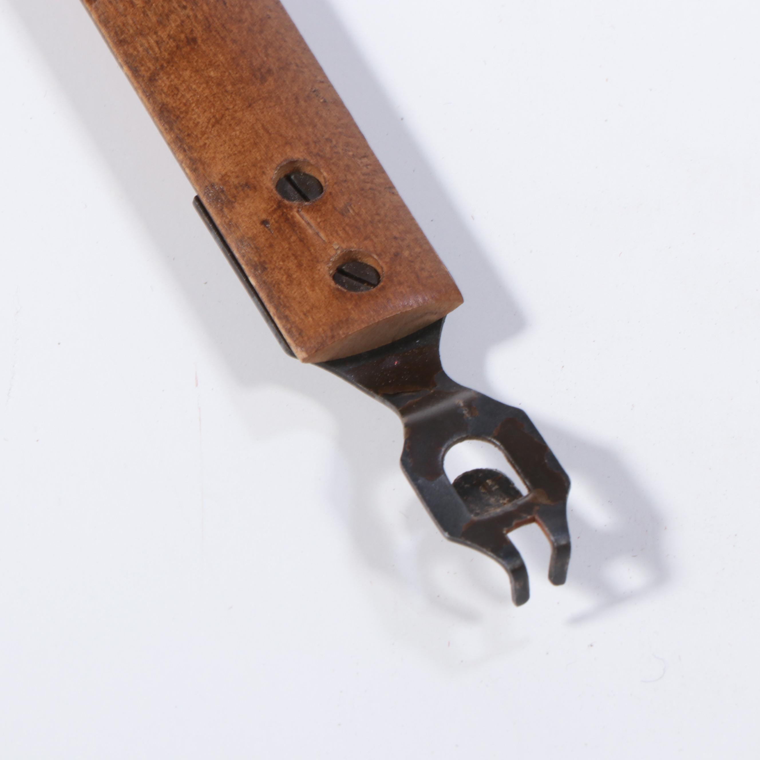 Colonial Clock Co. Tiger Maple Thomas Jackson Preston Reproduction Clock