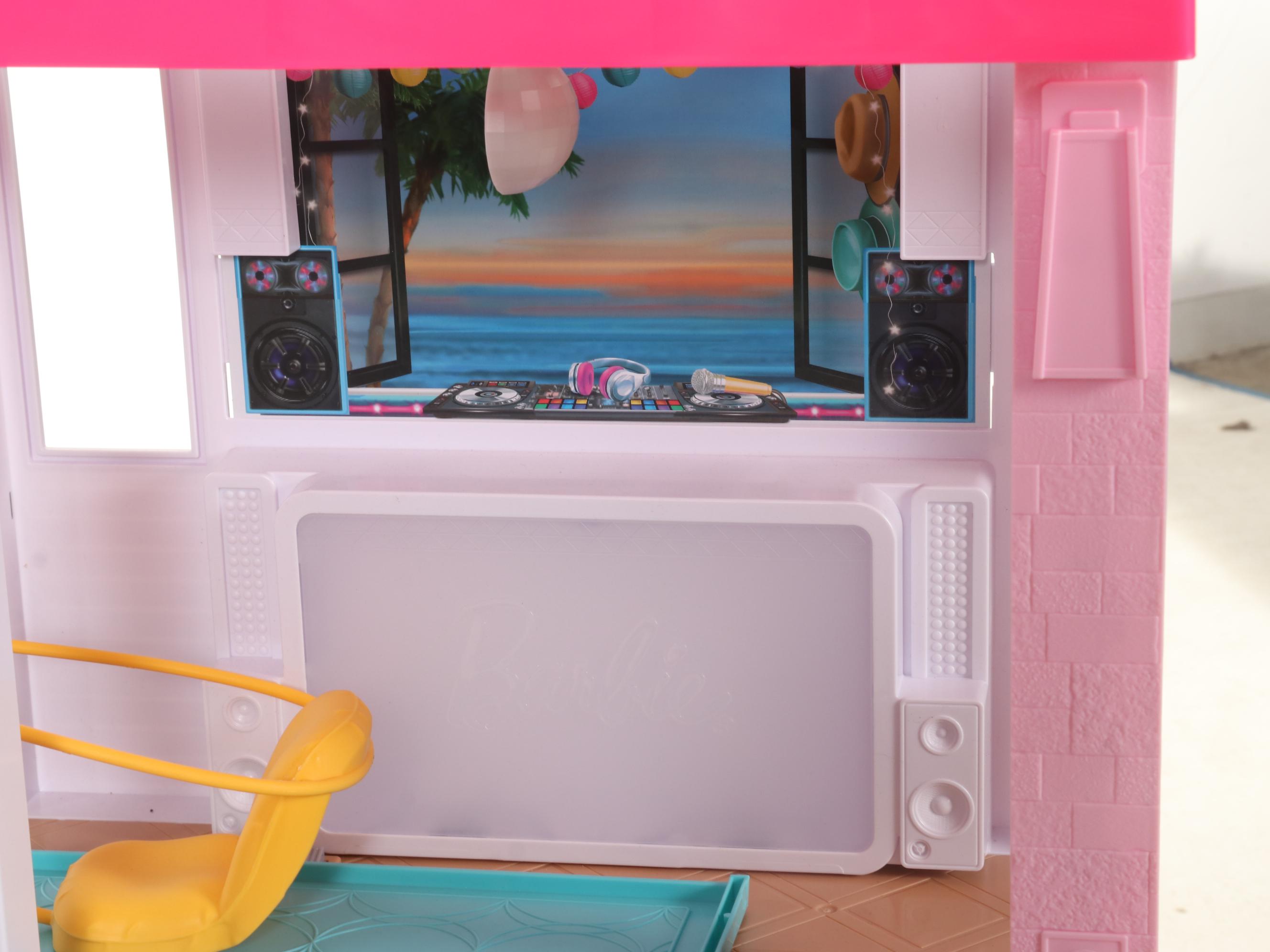 Barbie Dreamhouse Playset With Accessories