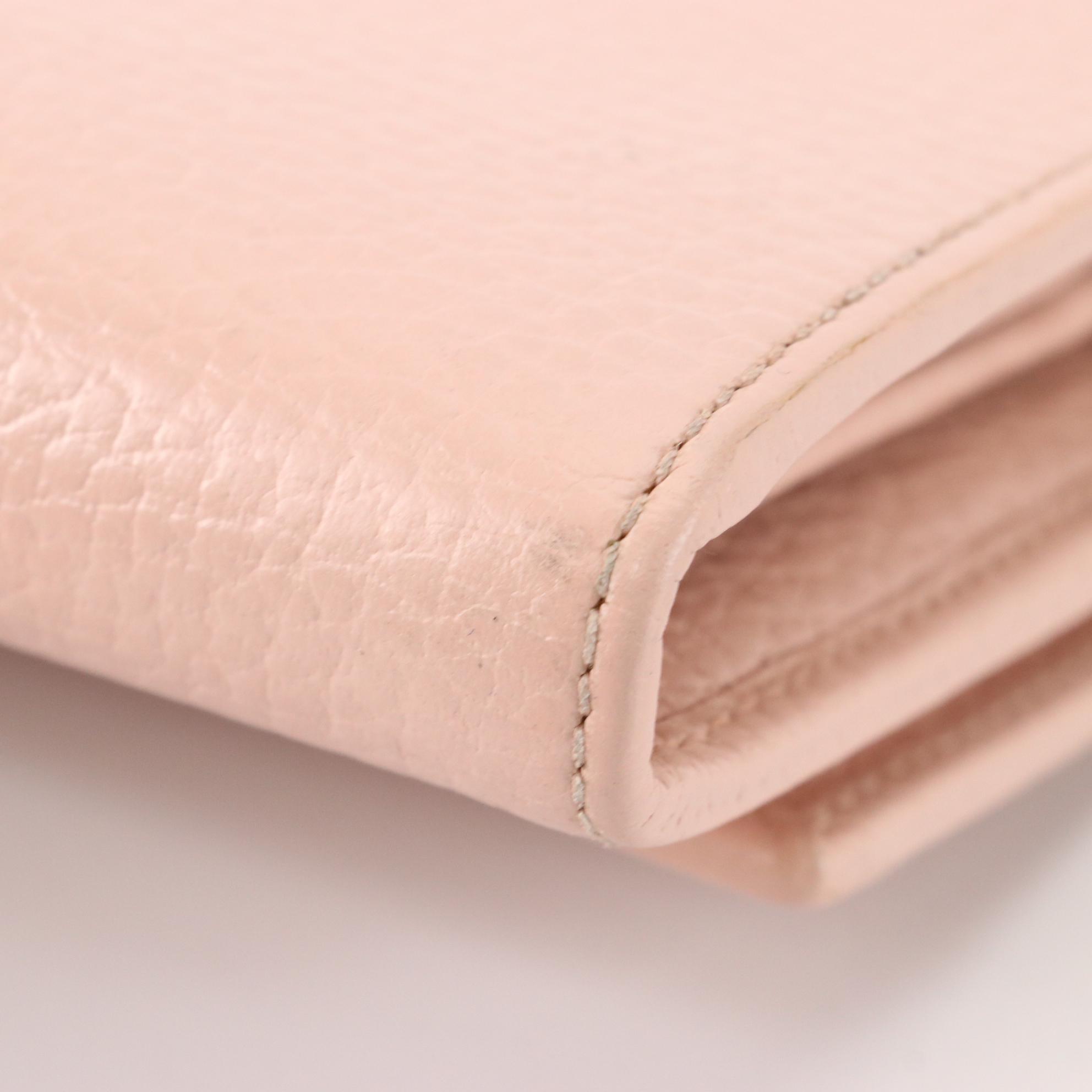 Gucci Grained Leather Continental Wallet