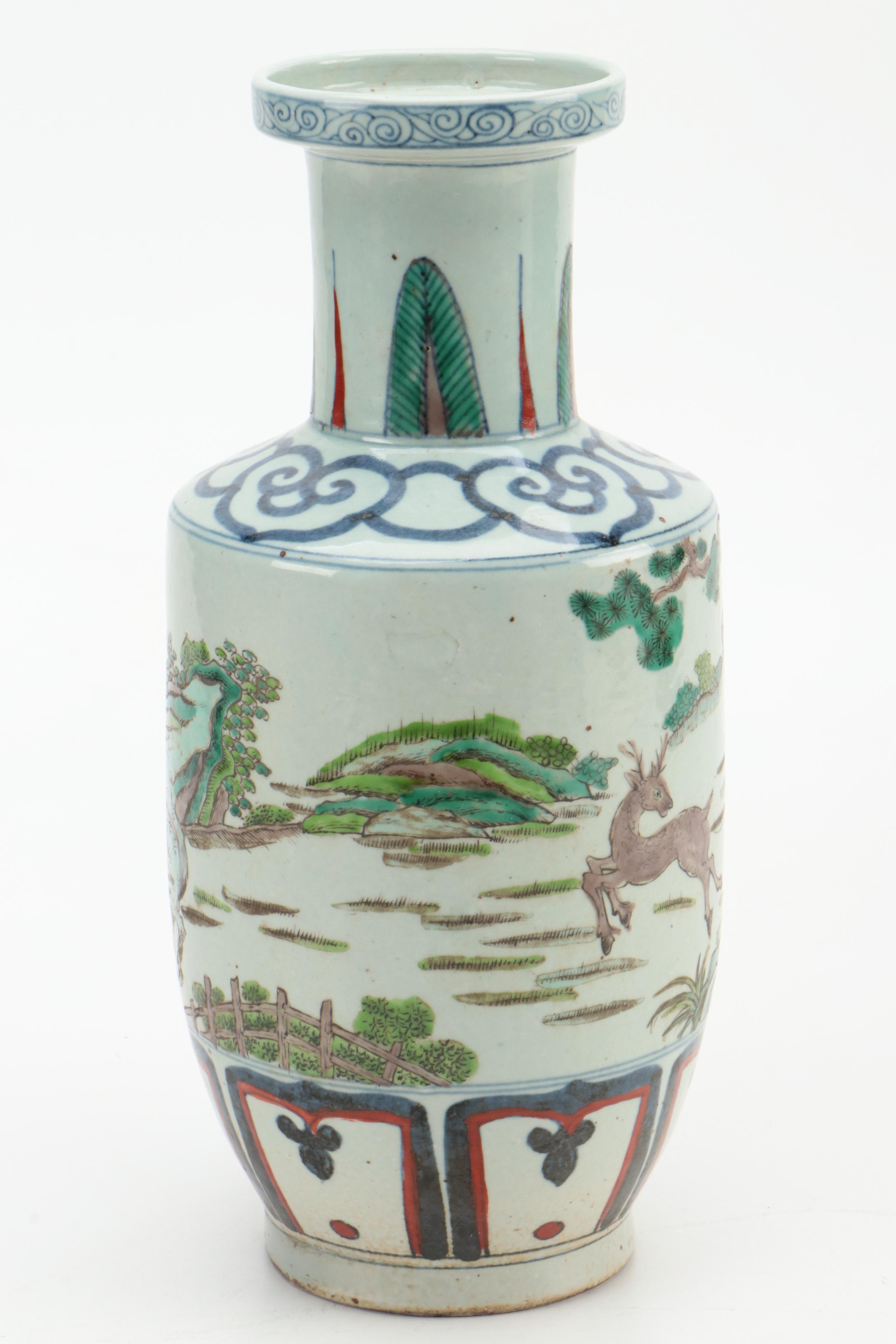 Chinese Famille Verte Blue and White Porcelain Bangchuiping Vase
