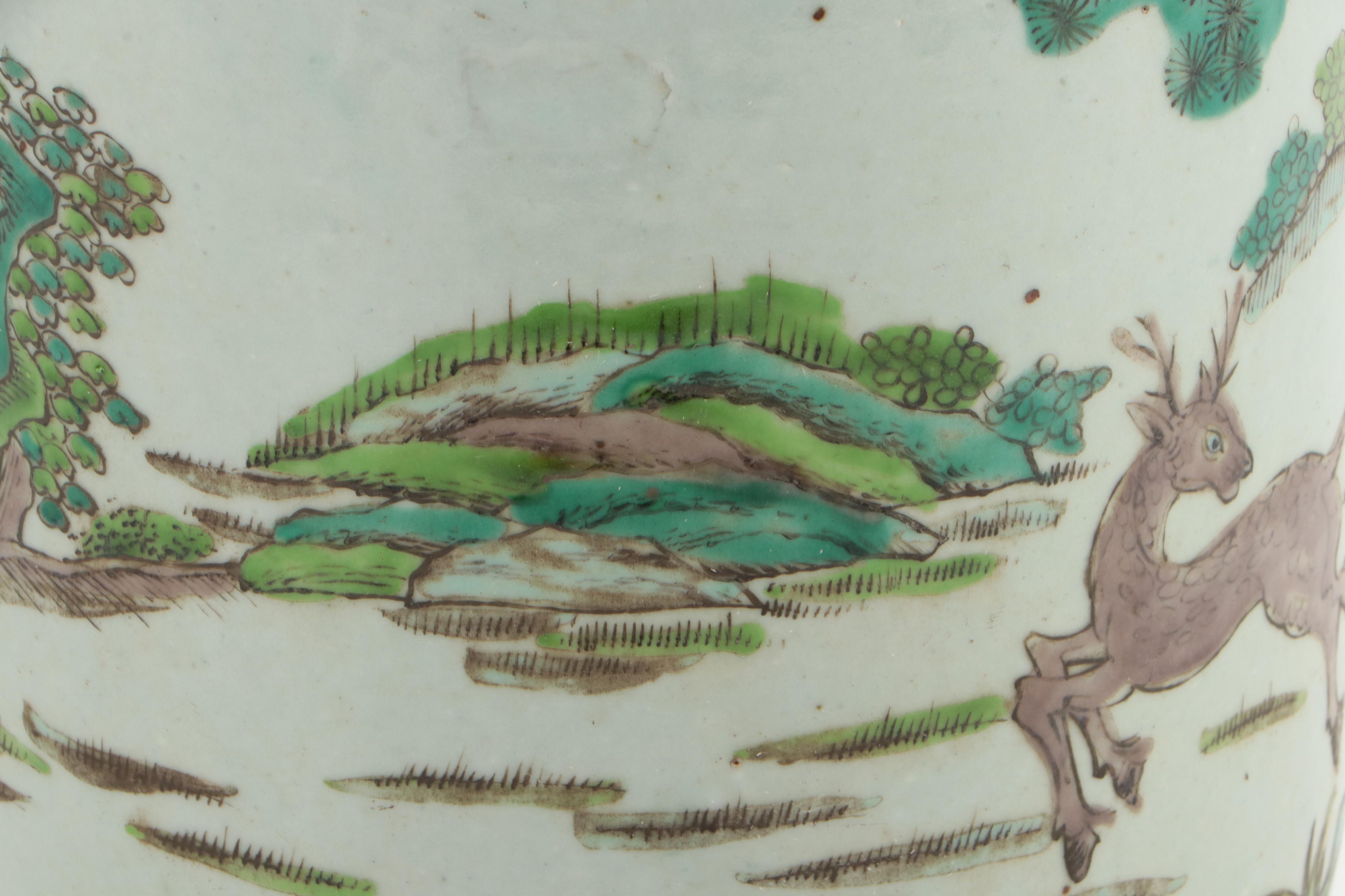 Chinese Famille Verte Blue and White Porcelain Bangchuiping Vase