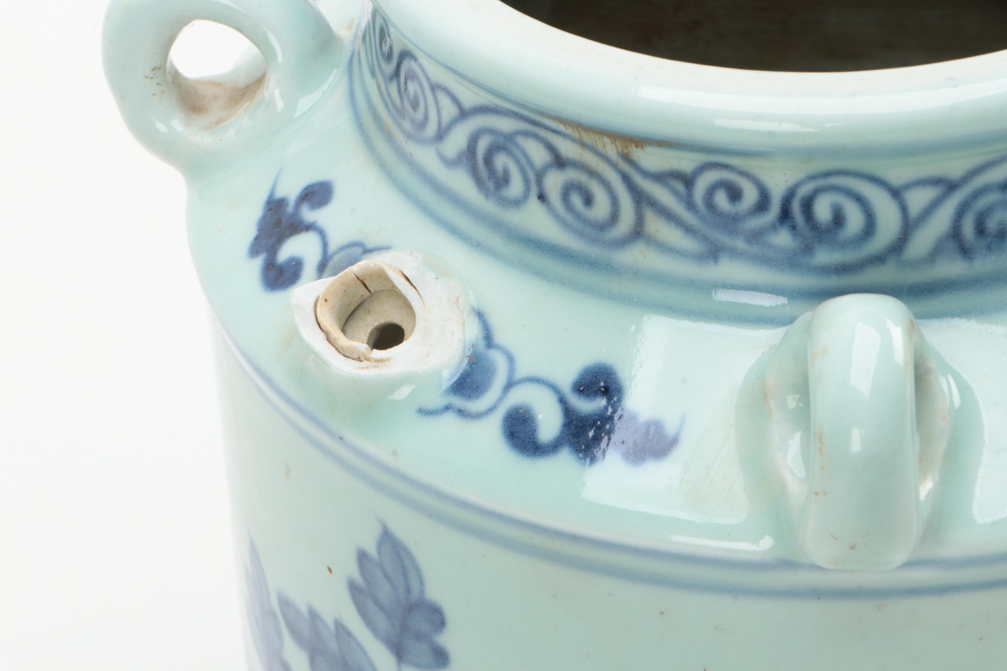 Chinese Blue and White Porcelain Ring Handled Wine Jug