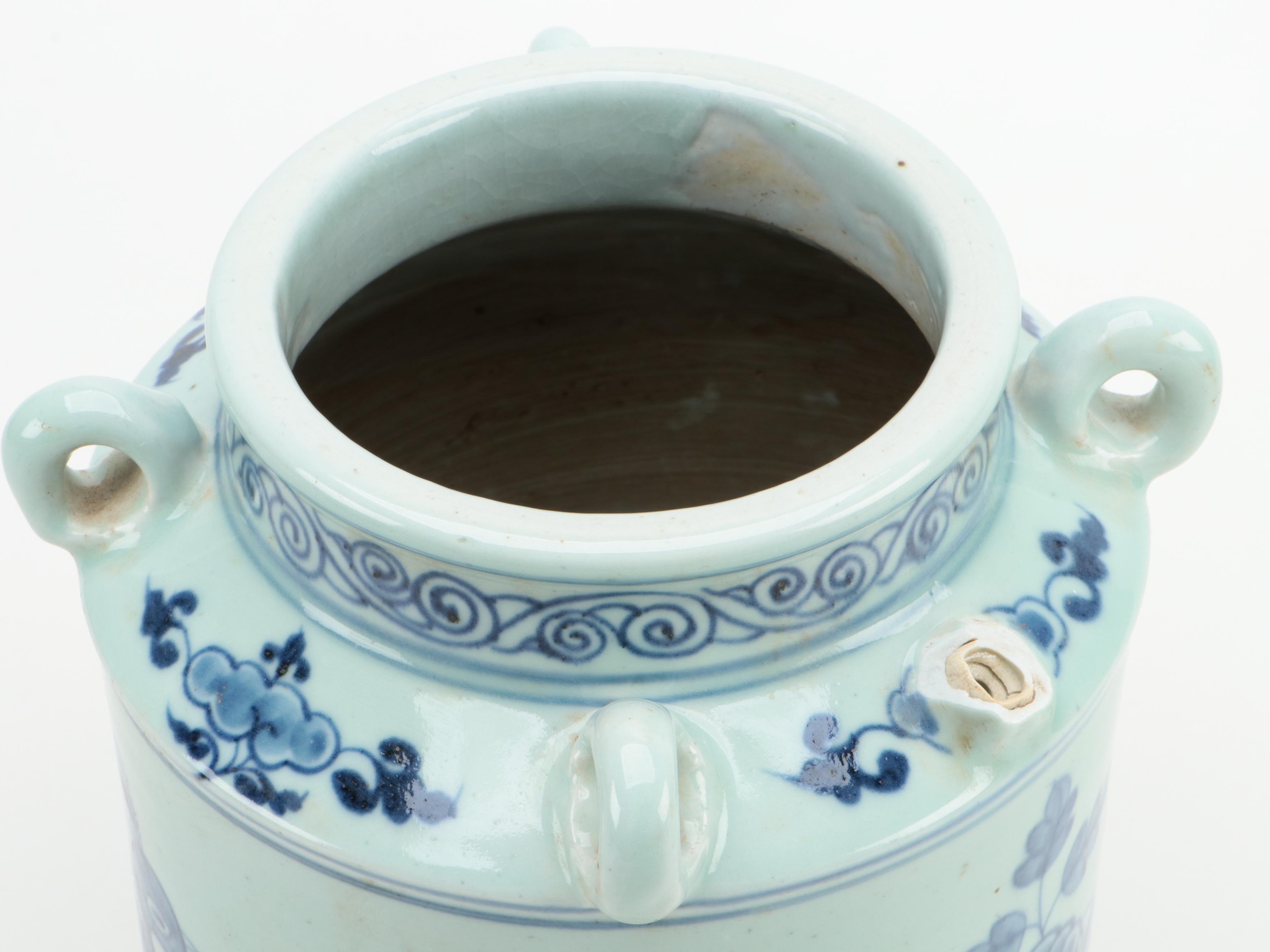 Chinese Blue and White Porcelain Ring Handled Wine Jug