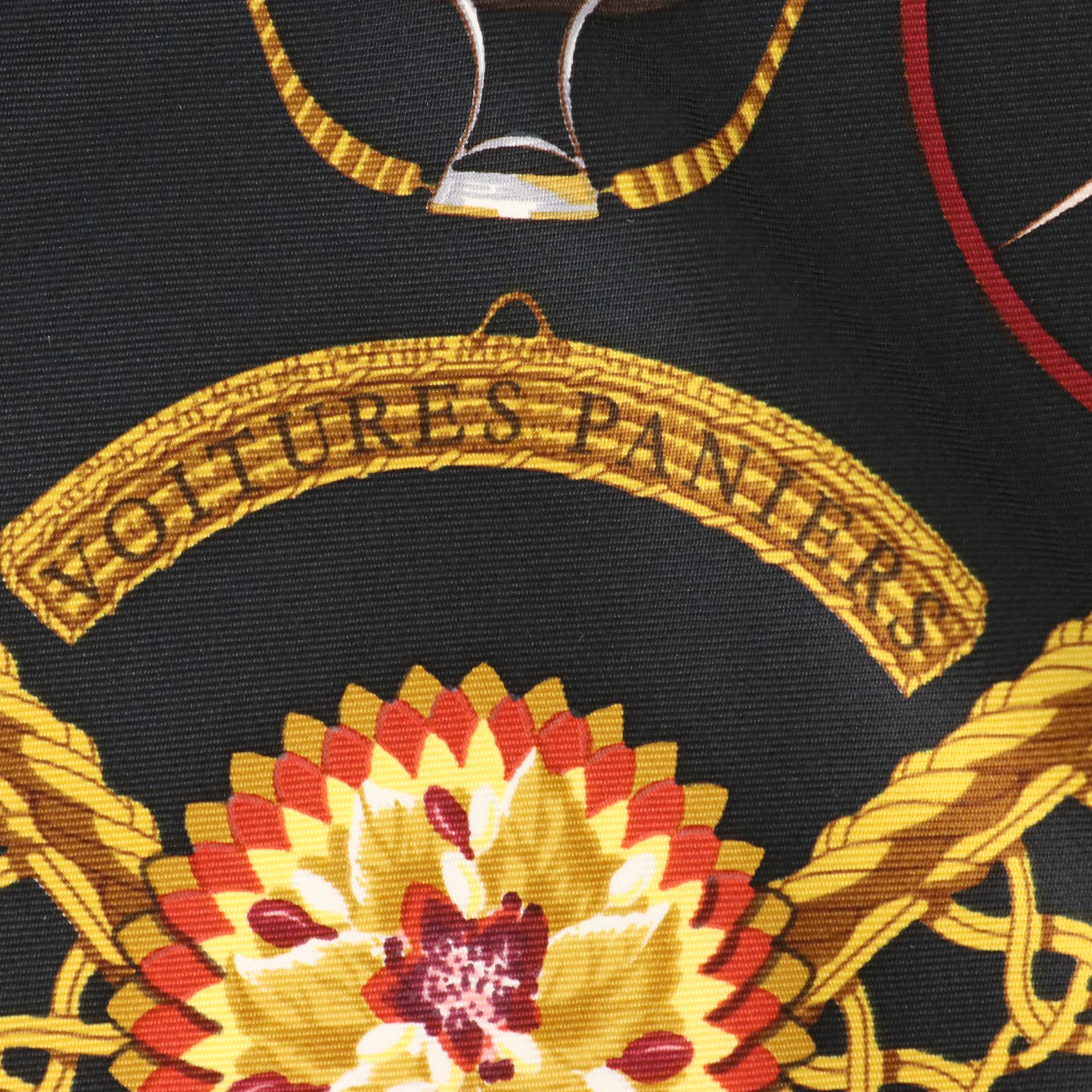 Hermès ''Voitures Paniers'' Scarf 90 in Silk Twill