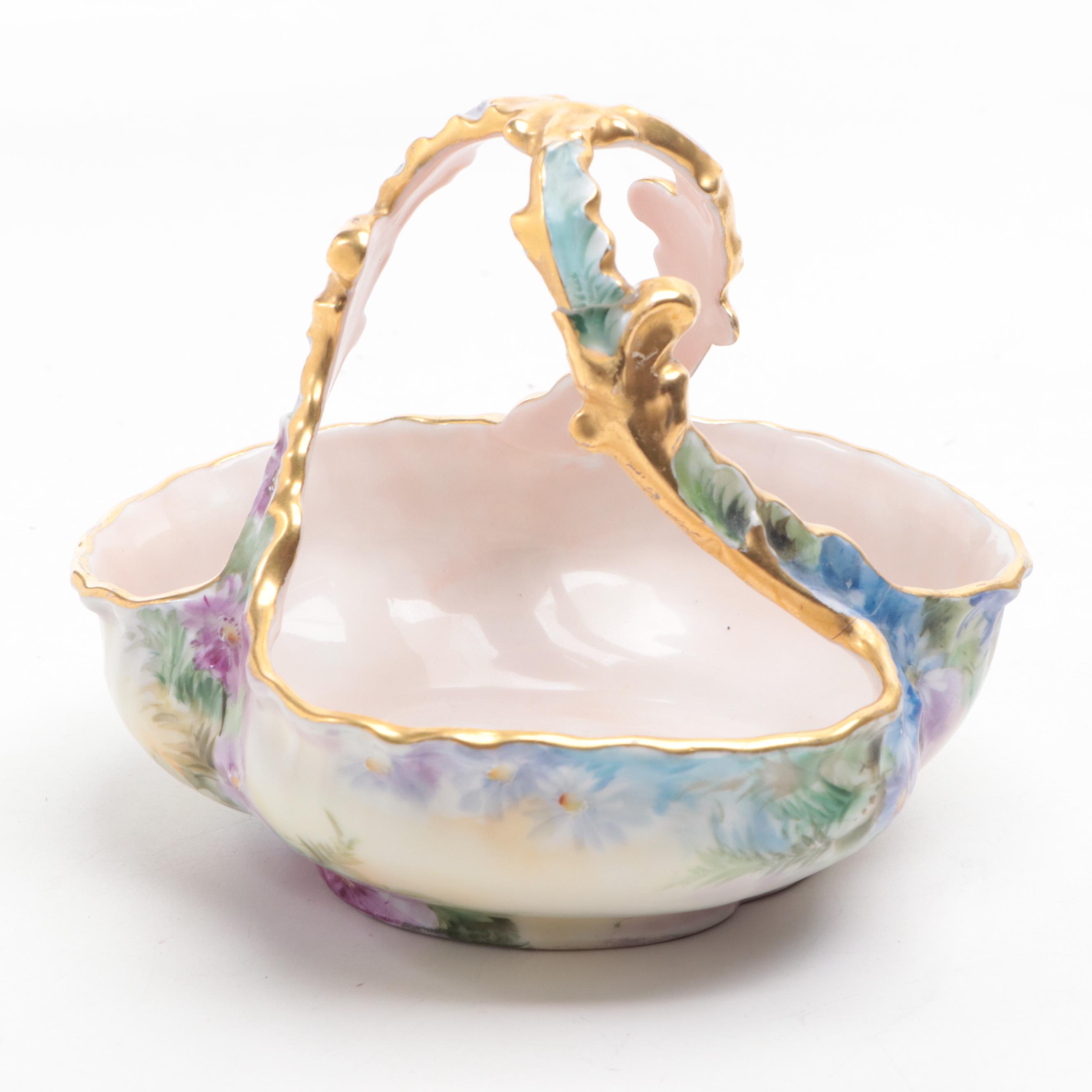 Samson Chinese Export Style Bud Vase with Other European Porcelain Tableware