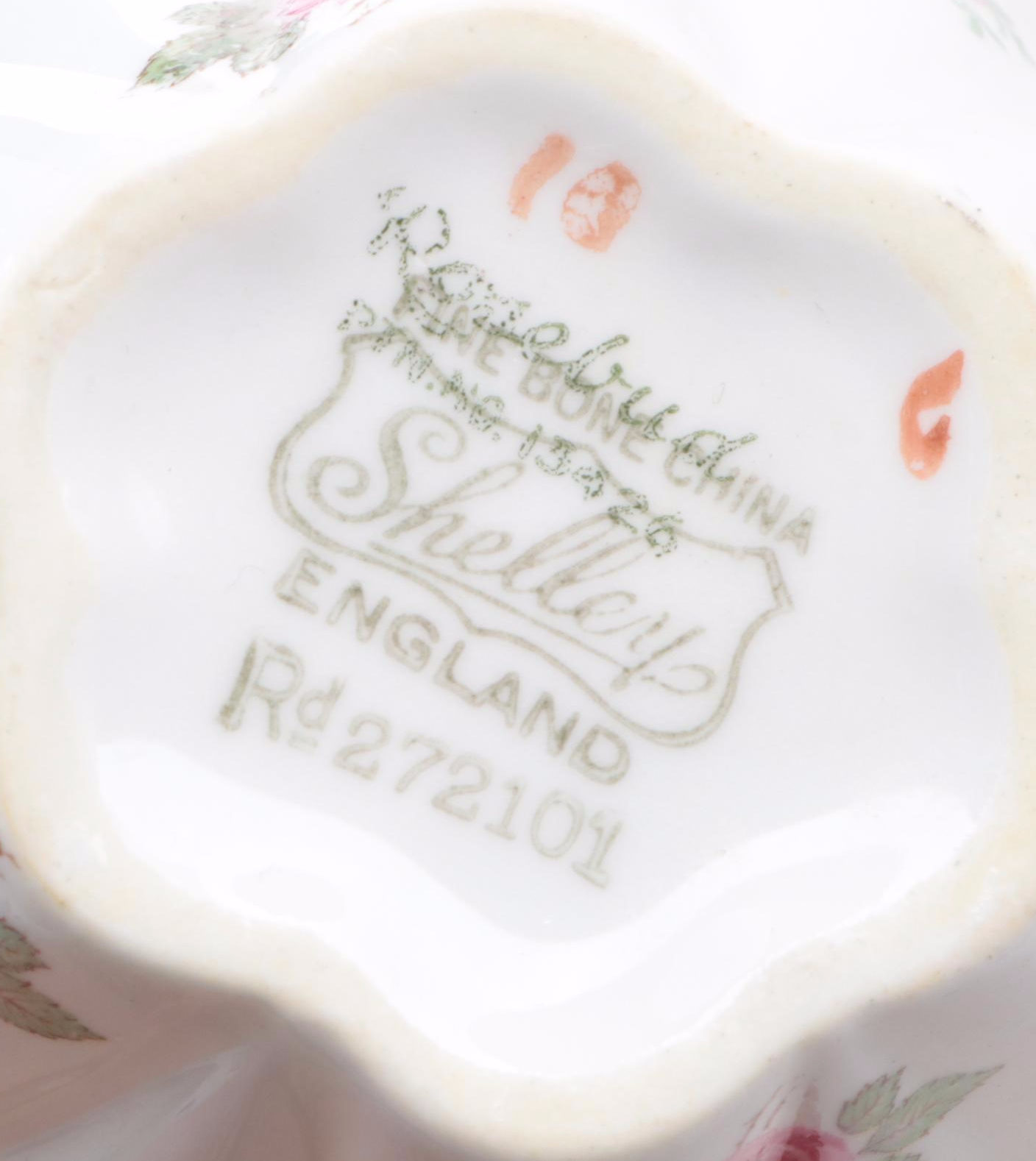 Samson Chinese Export Style Bud Vase with Other European Porcelain Tableware