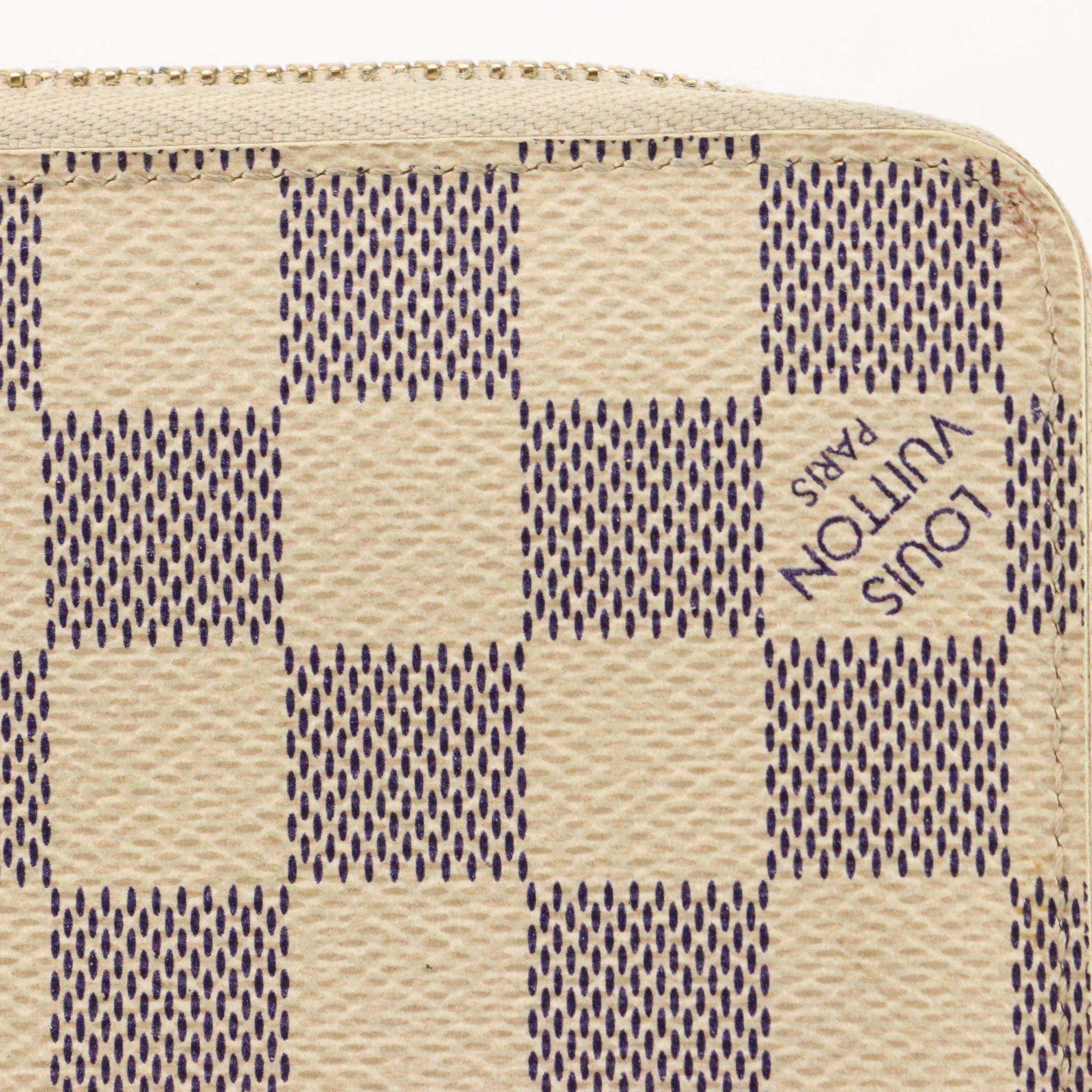 Louis Vuitton Zippy Wallet in Damier Azur Canvas