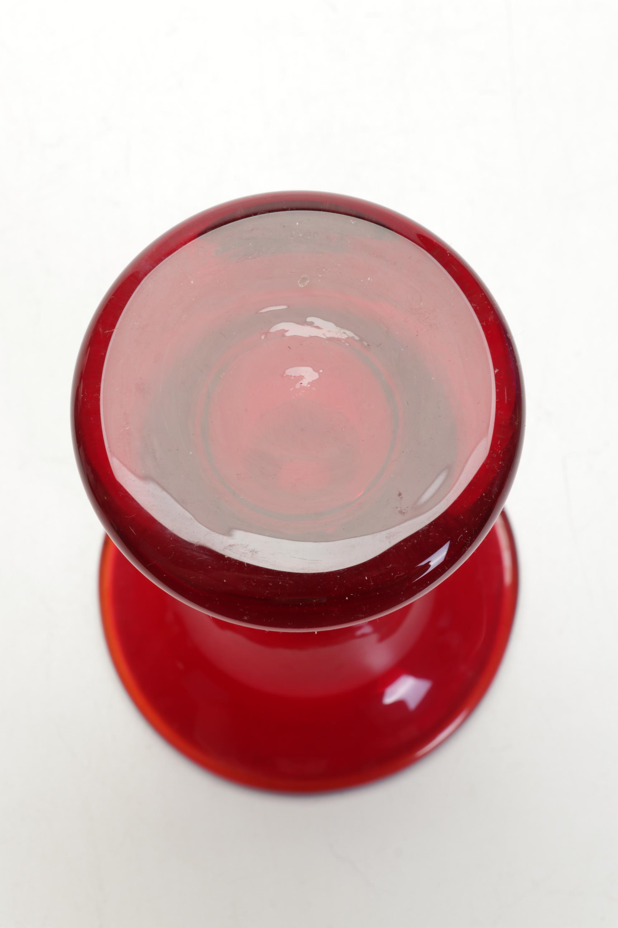 Makora with Threaded Art Glass and Other Glass Vases