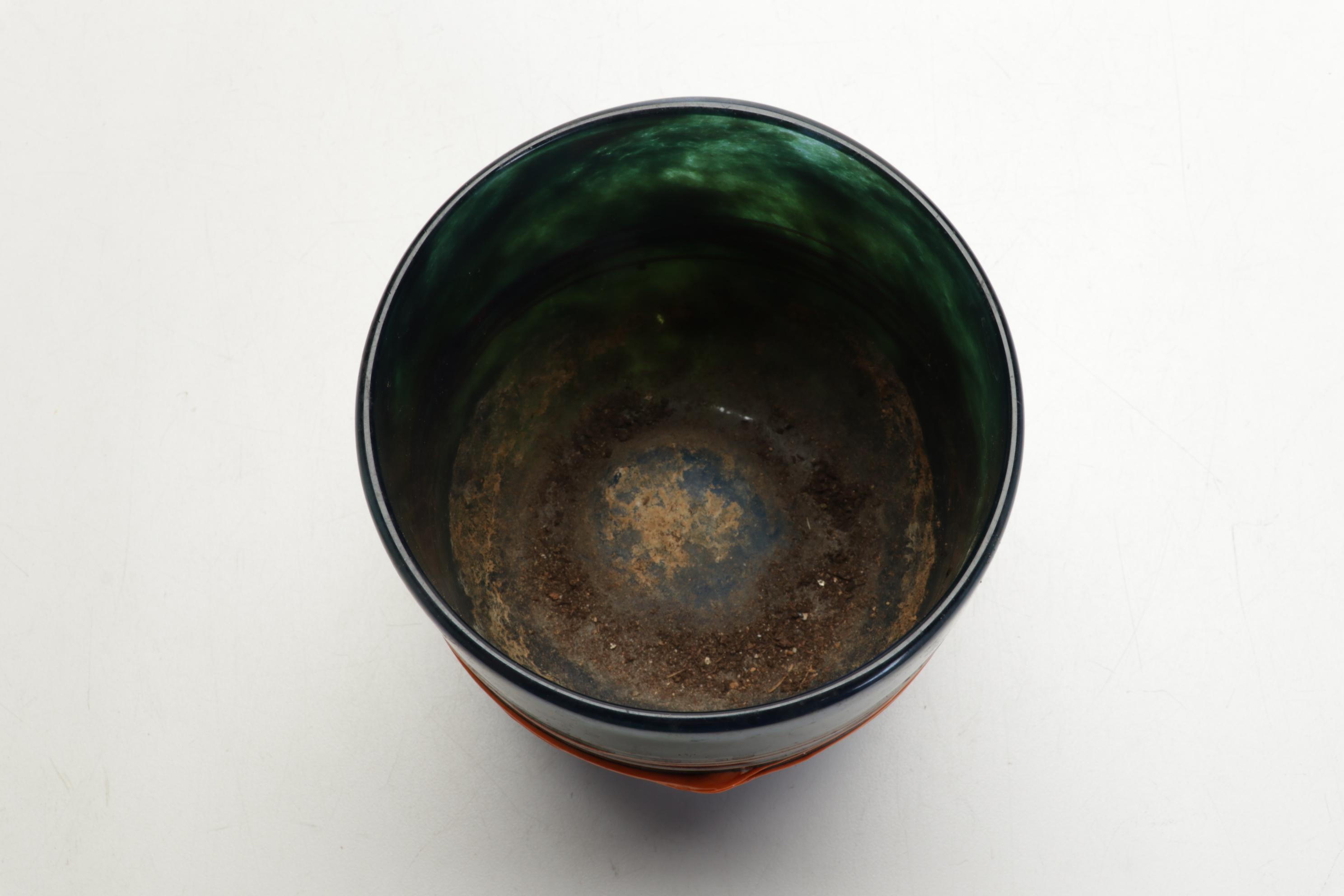 Makora with Threaded Art Glass and Other Glass Vases