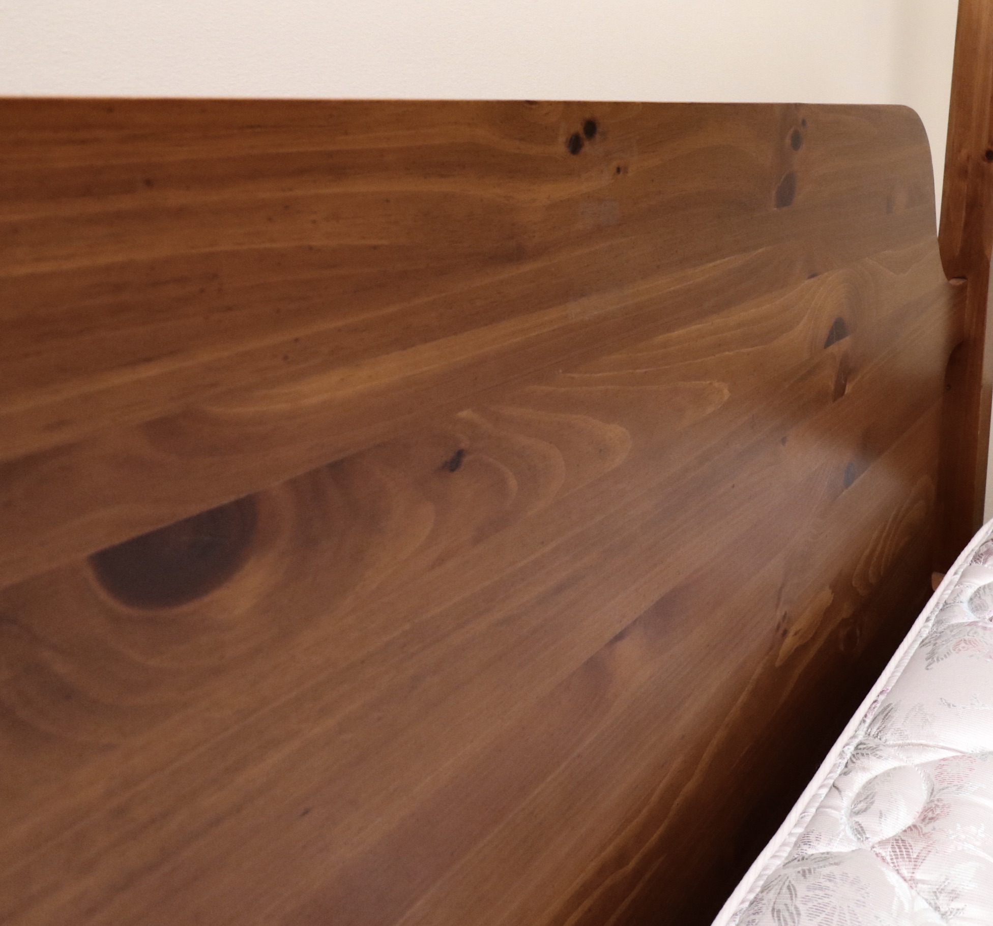 Kincaid Furniture "Shaker Ridge" Four Post Queen Bed Frame and Nightstands