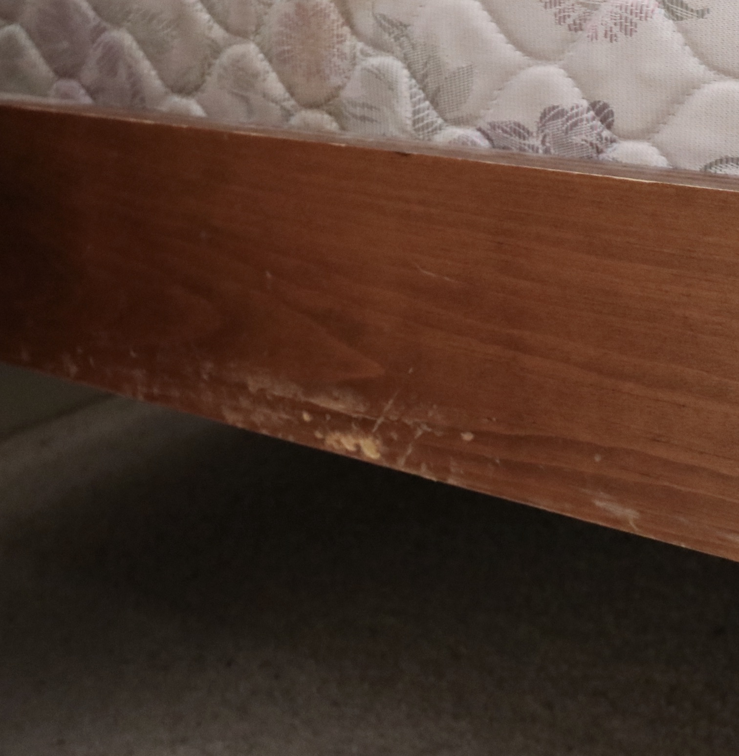 Kincaid Furniture "Shaker Ridge" Four Post Queen Bed Frame and Nightstands