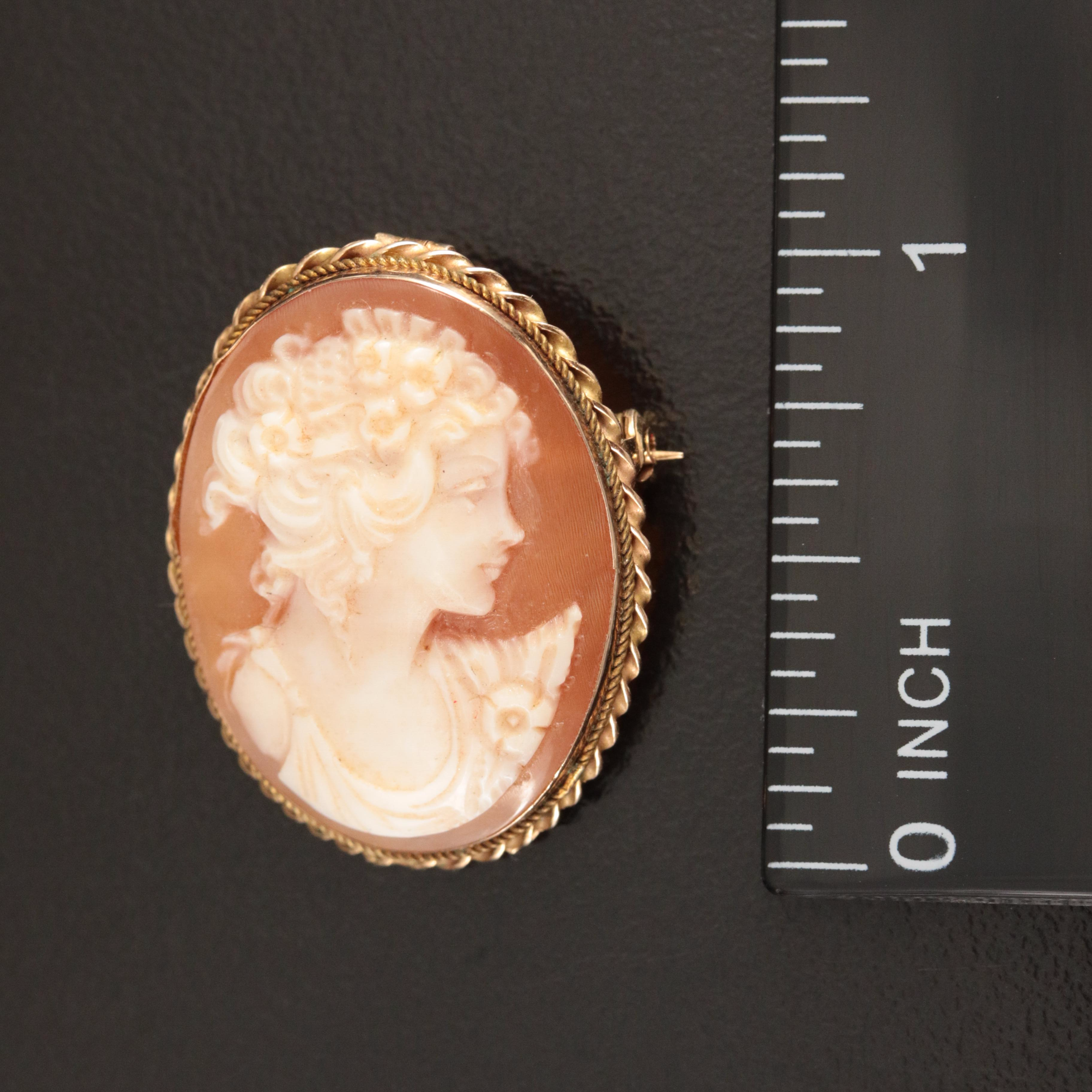 Vintage Italian 14K Shell Converter Brooch