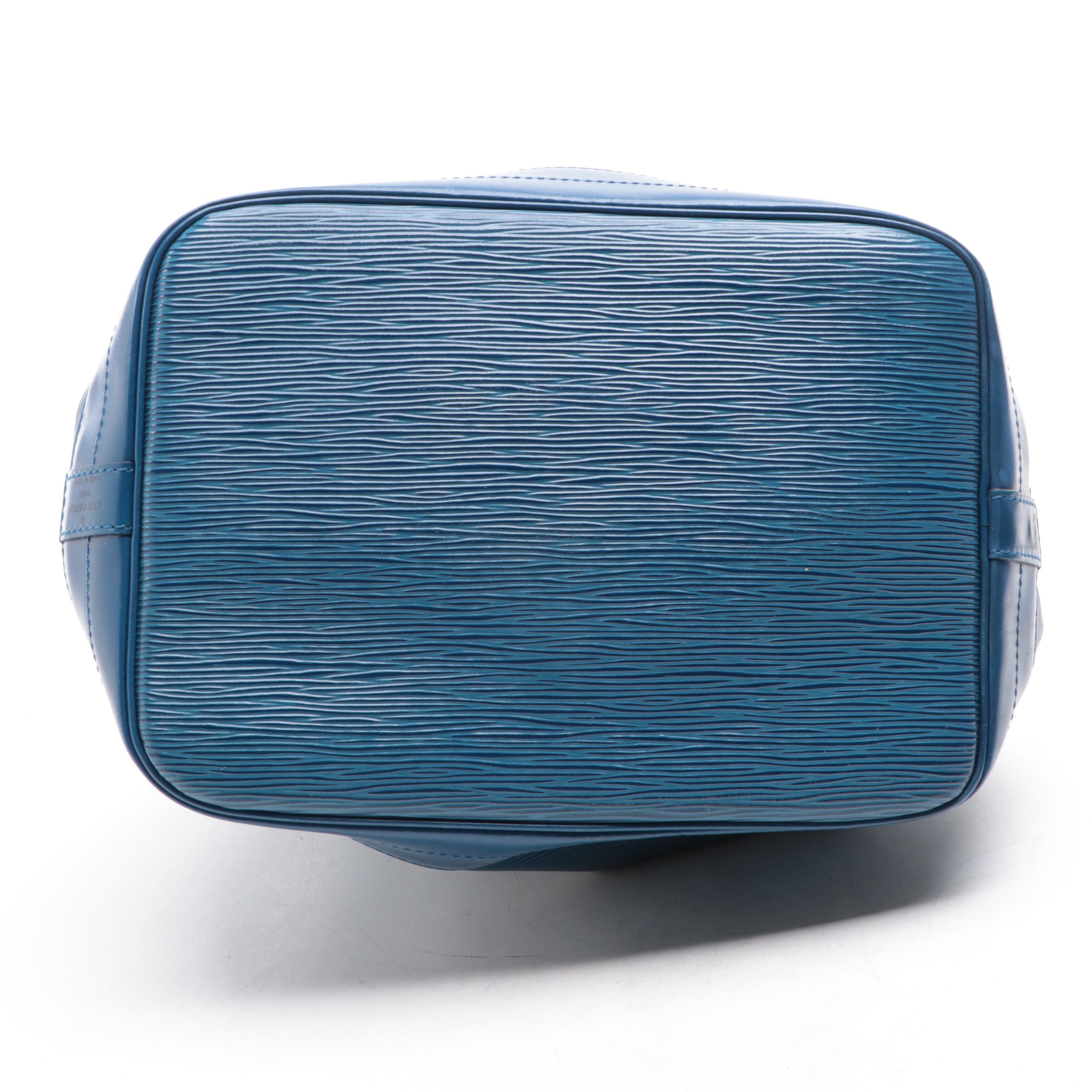 Louis Vuitton Noé Bucket Bag in Toledo Blue Epi Leather