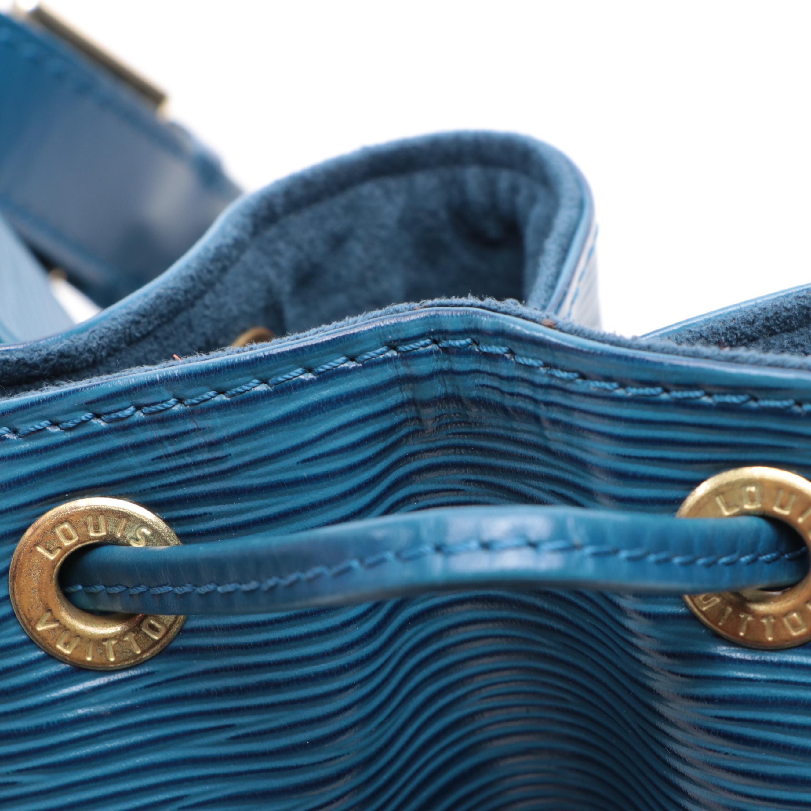 Louis Vuitton Noé Bucket Bag in Toledo Blue Epi Leather