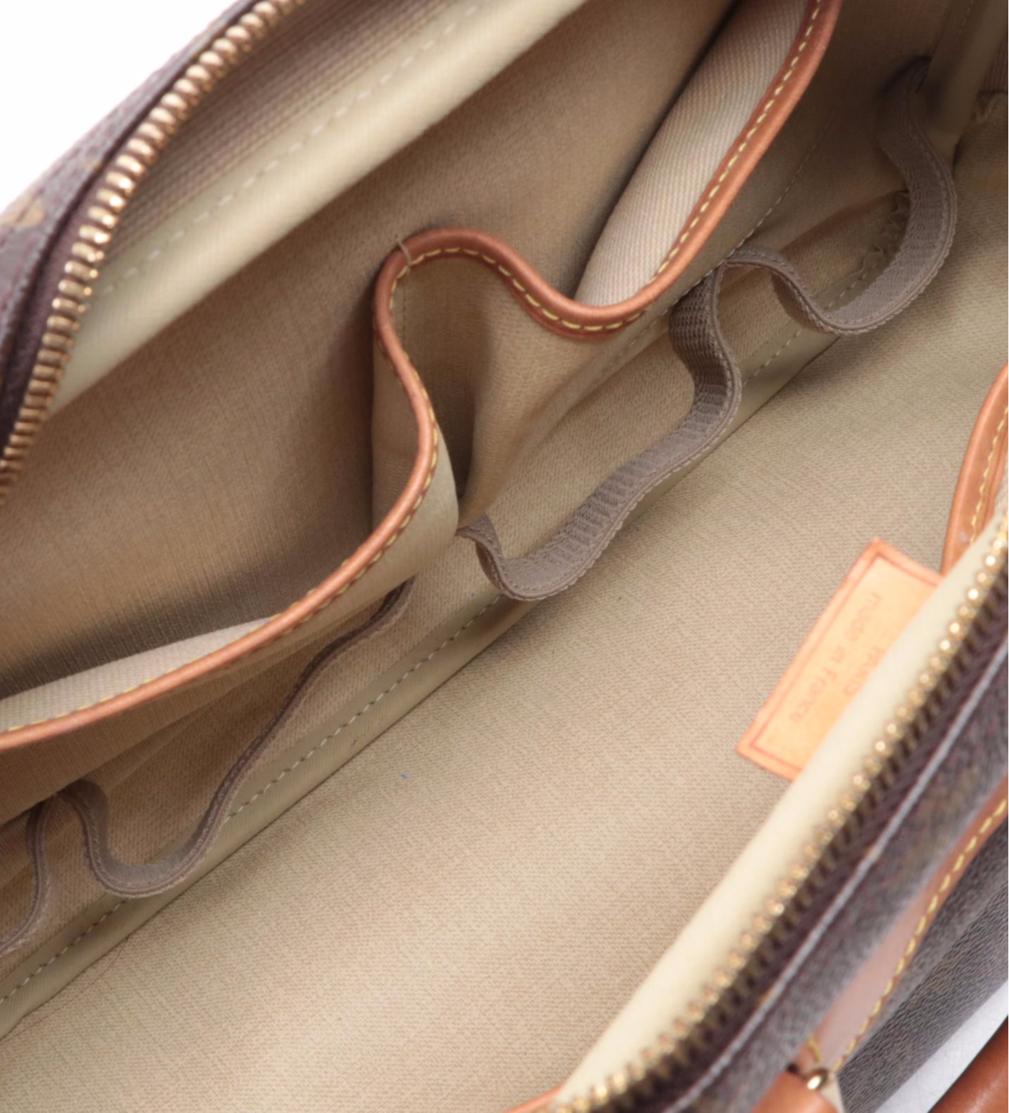 Louis Vuitton Deauville Travel Bag in Monogram Canvas and Vachetta Leather