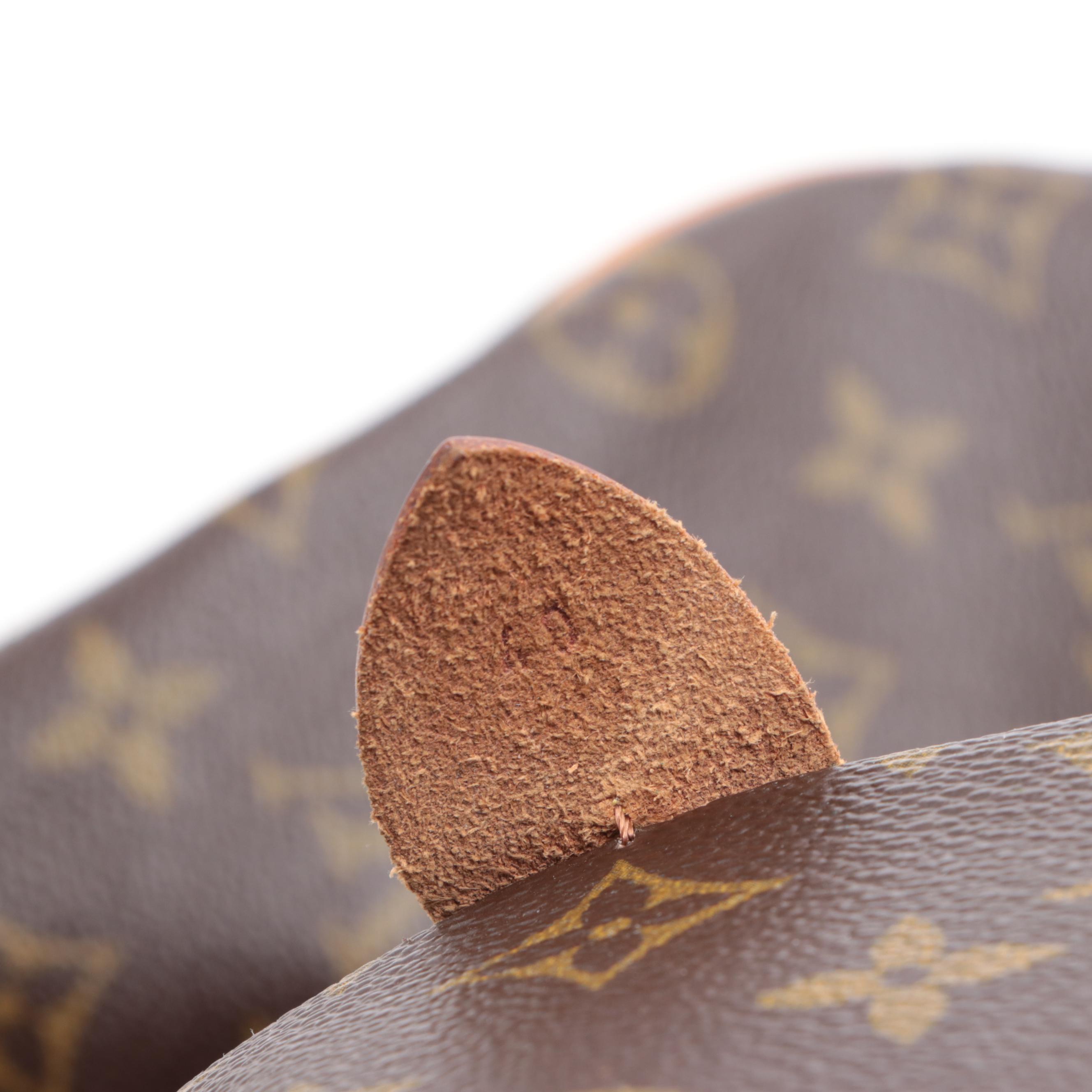 Louis Vuitton Speedy 40 in Monogram Canvas and Vachetta Leather