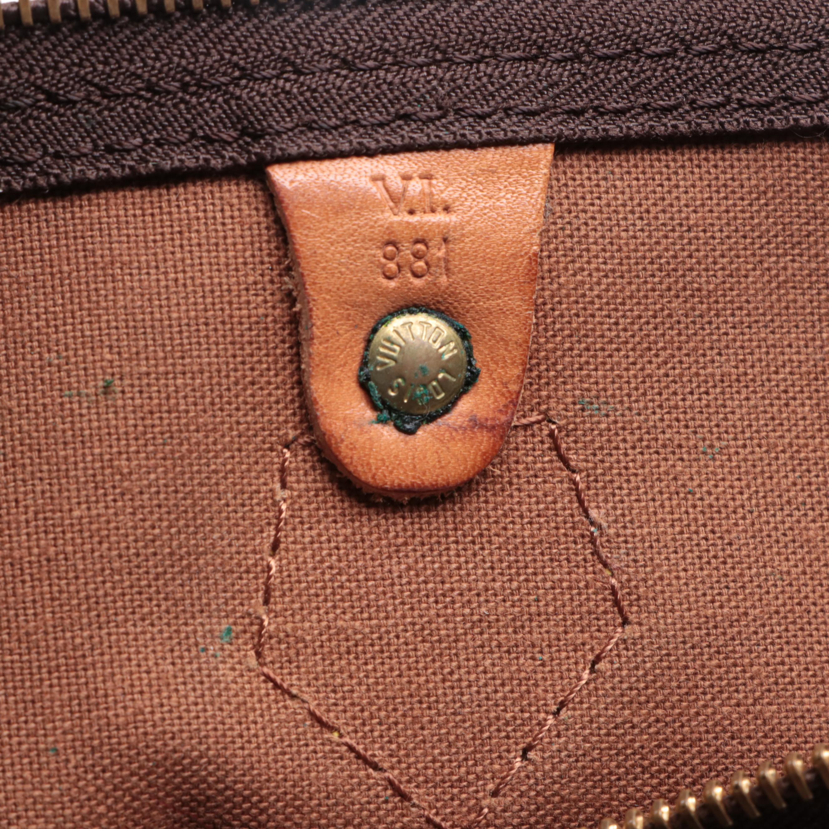 Louis Vuitton Speedy 40 in Monogram Canvas and Vachetta Leather