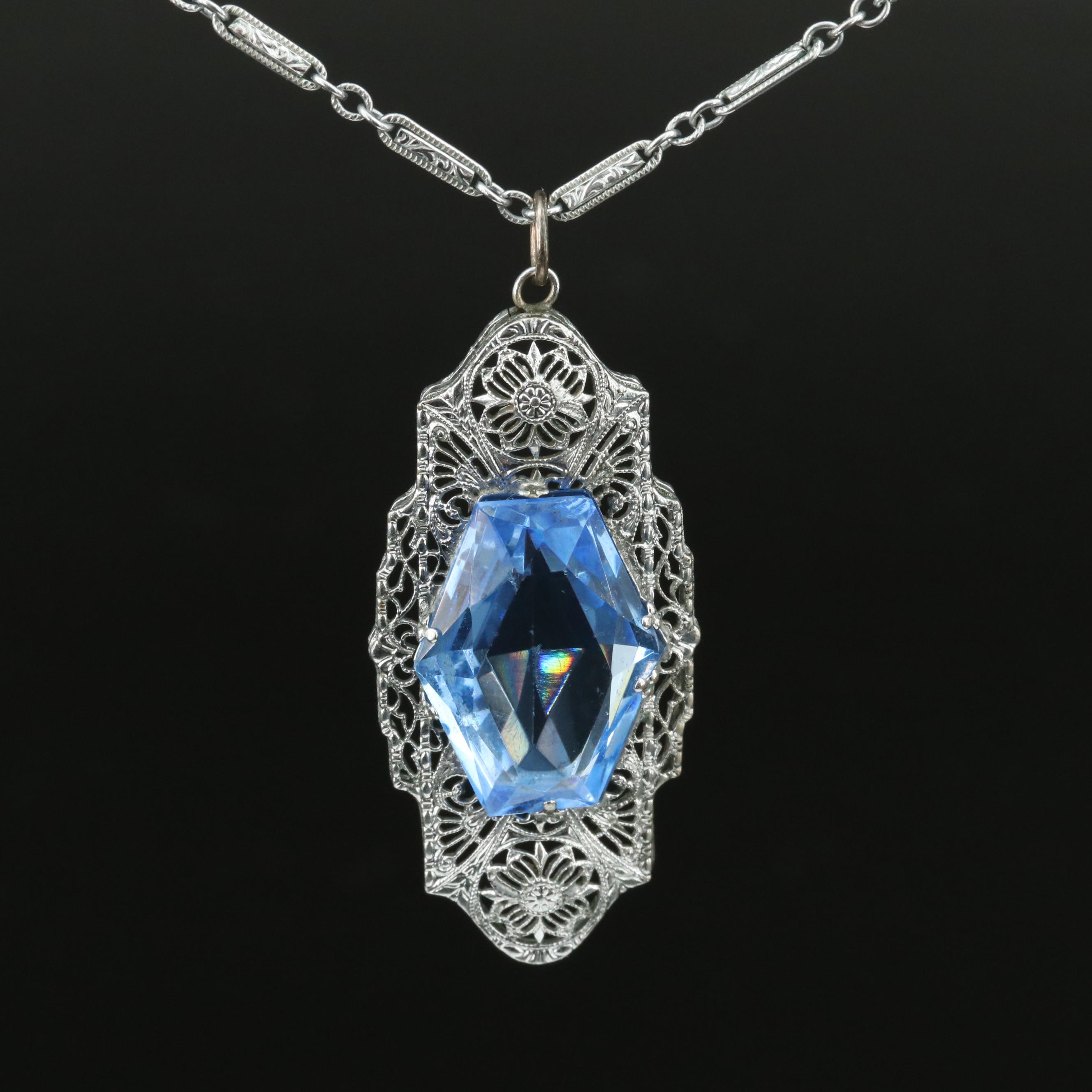 1930s Glass Filigree Pendant Necklace with Engraved Oval Panel Links