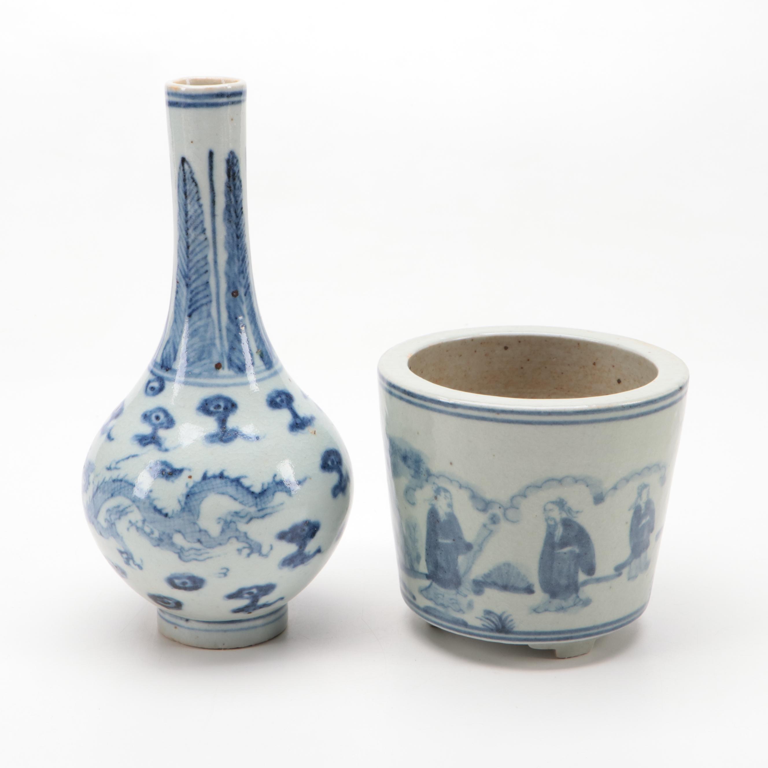 Chinese Blue and White Porcelain Footed Pot and Bottleneck Vase