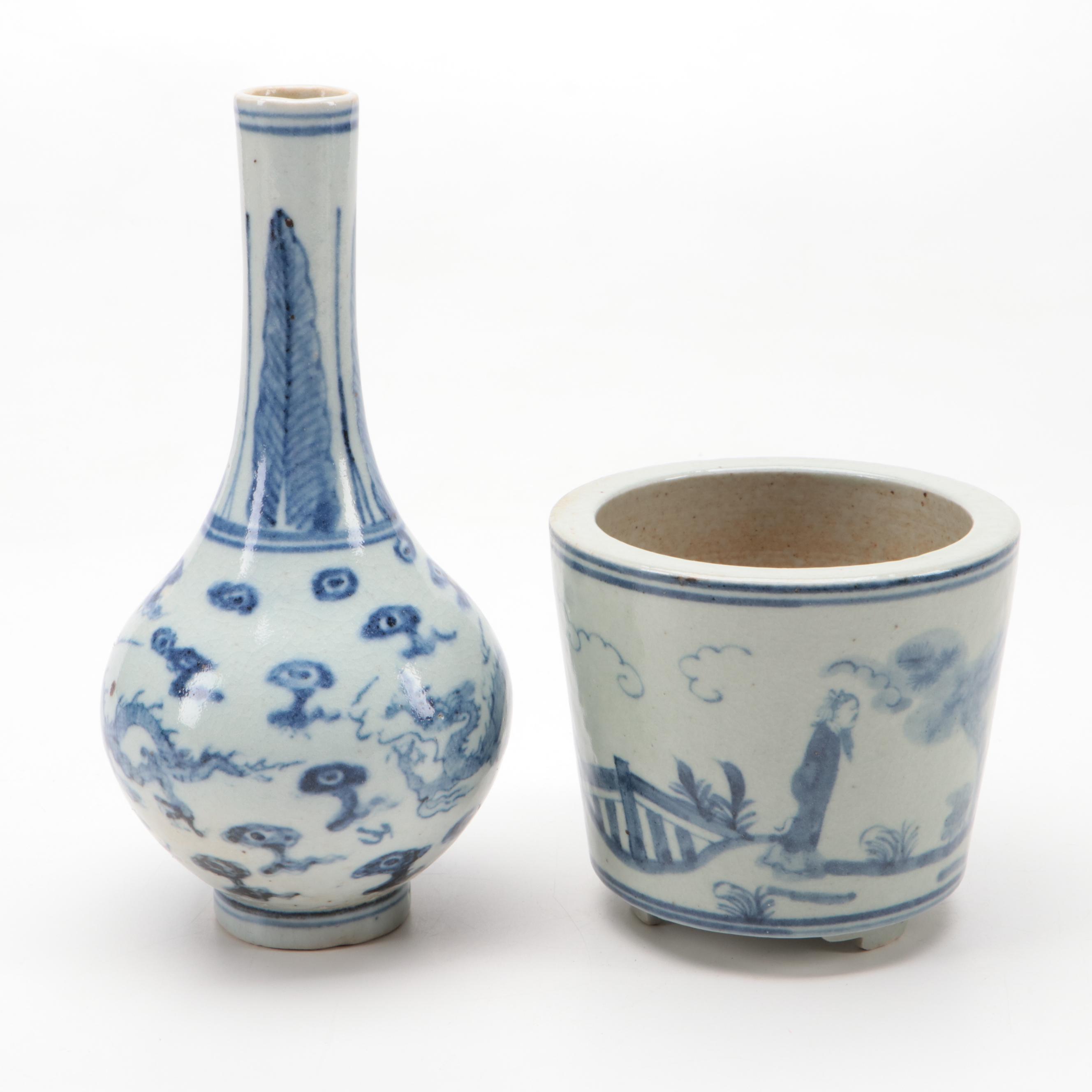 Chinese Blue and White Porcelain Footed Pot and Bottleneck Vase
