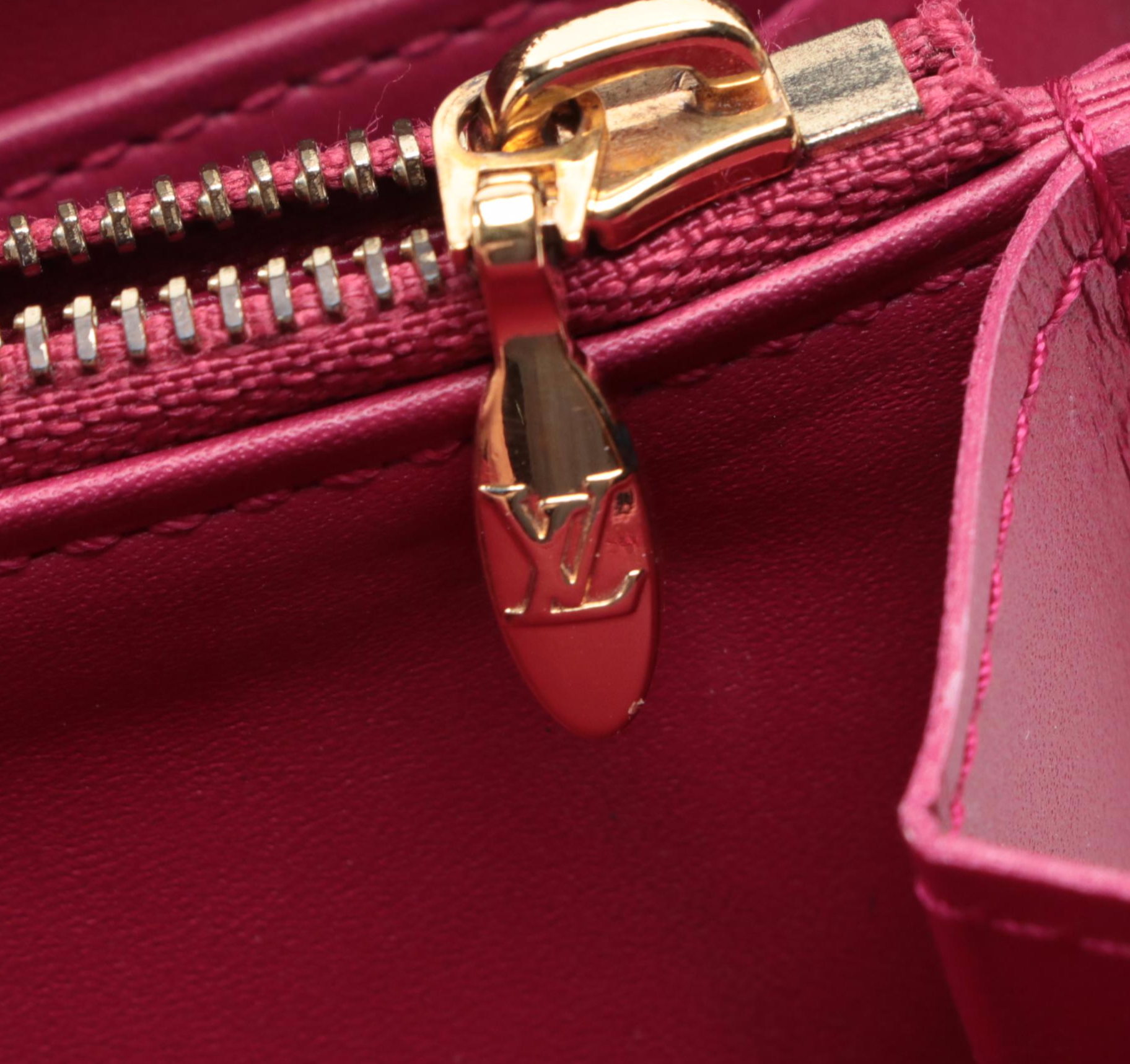 Louis Vuitton Zippy Wallet in Indian Rose Monogram Vernis