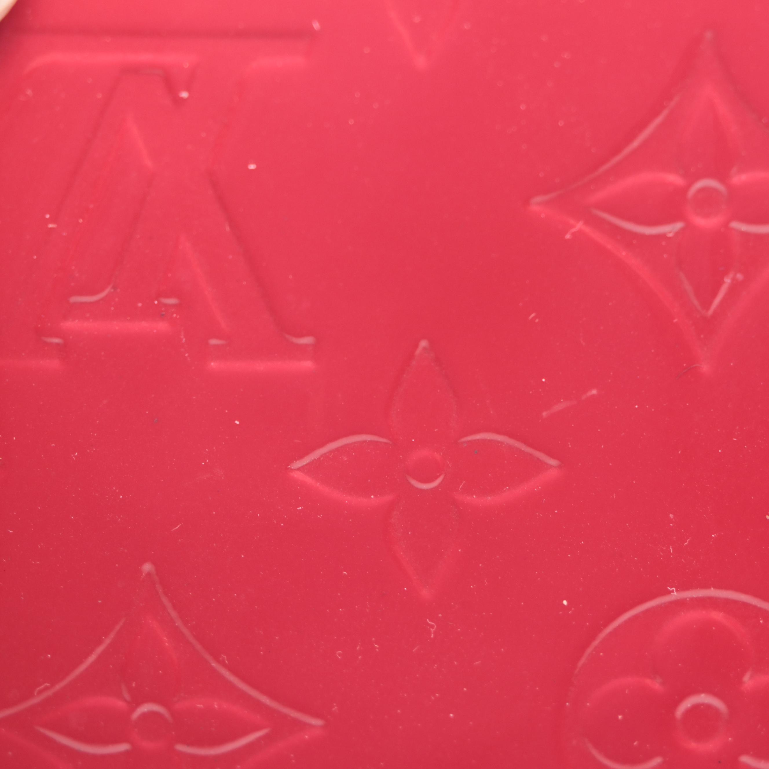 Louis Vuitton Zippy Wallet in Indian Rose Monogram Vernis