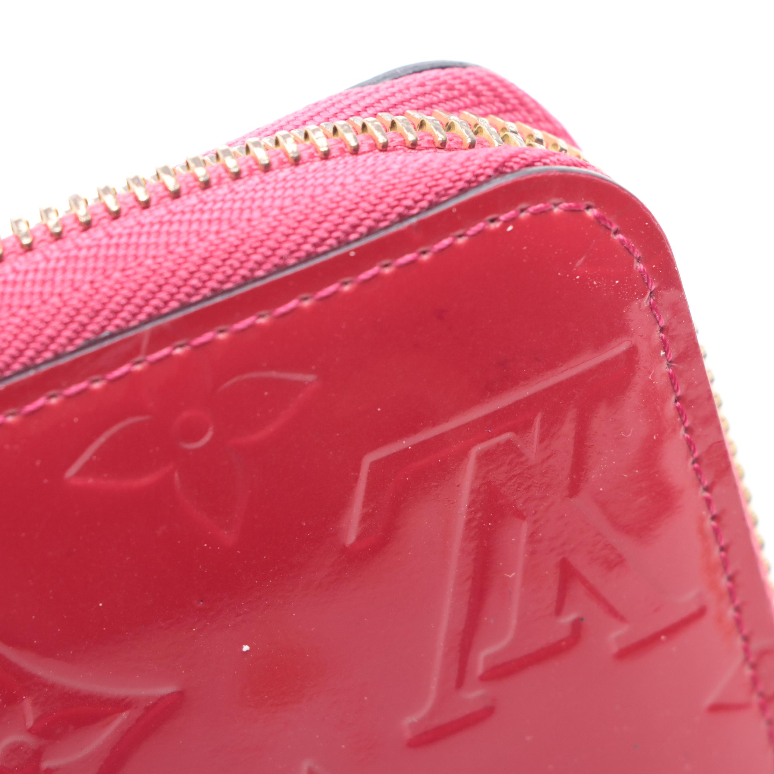Louis Vuitton Zippy Wallet in Indian Rose Monogram Vernis