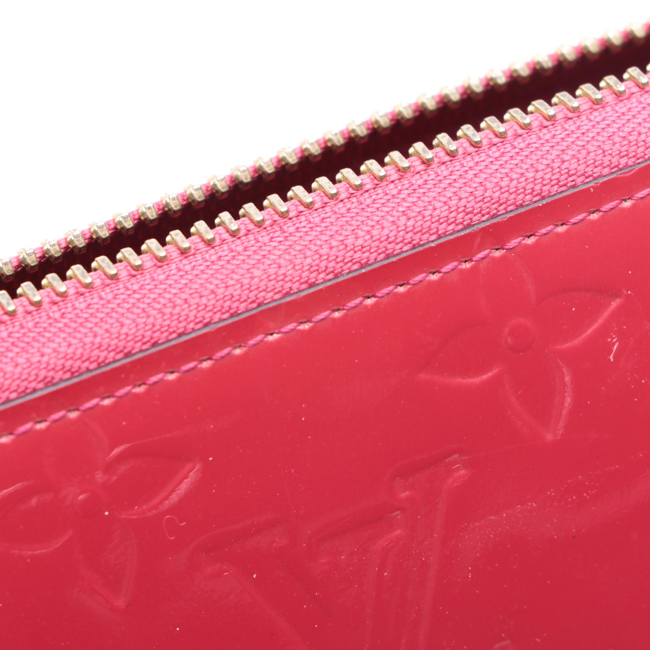 Louis Vuitton Zippy Wallet in Indian Rose Monogram Vernis