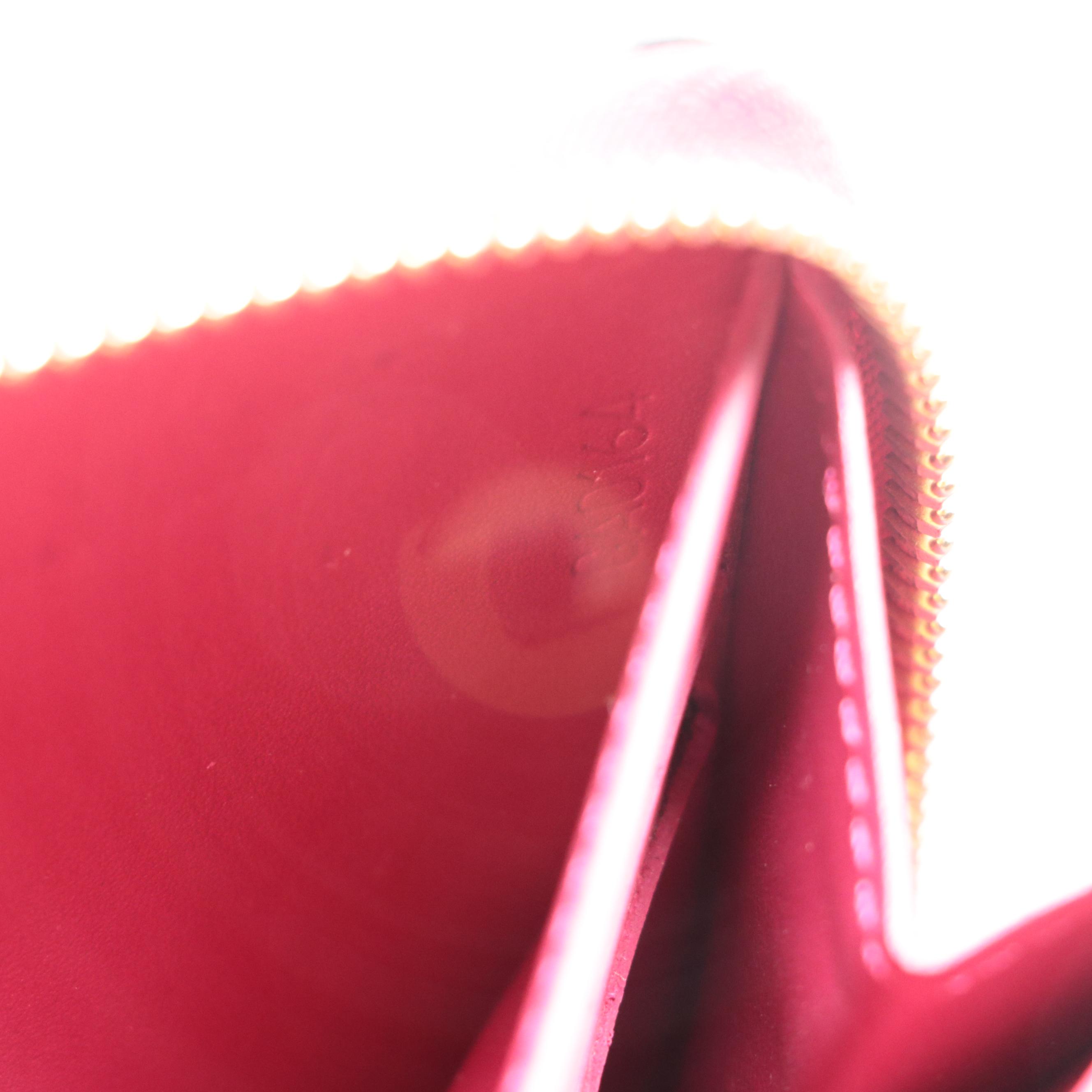 Louis Vuitton Zippy Wallet in Indian Rose Monogram Vernis