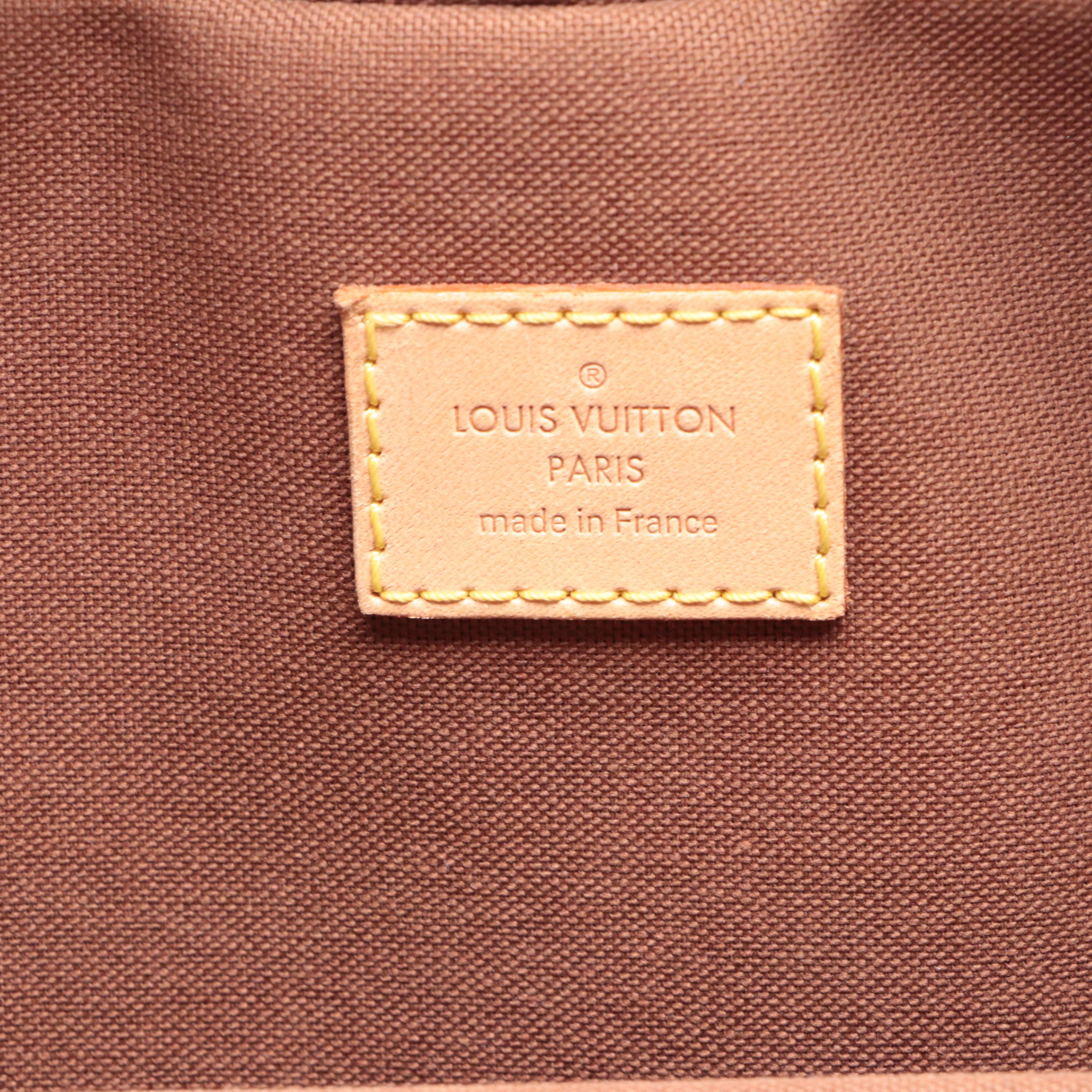 Louis Vuitton Icare Travel Bag in Monogram Canvas and Smooth Leather