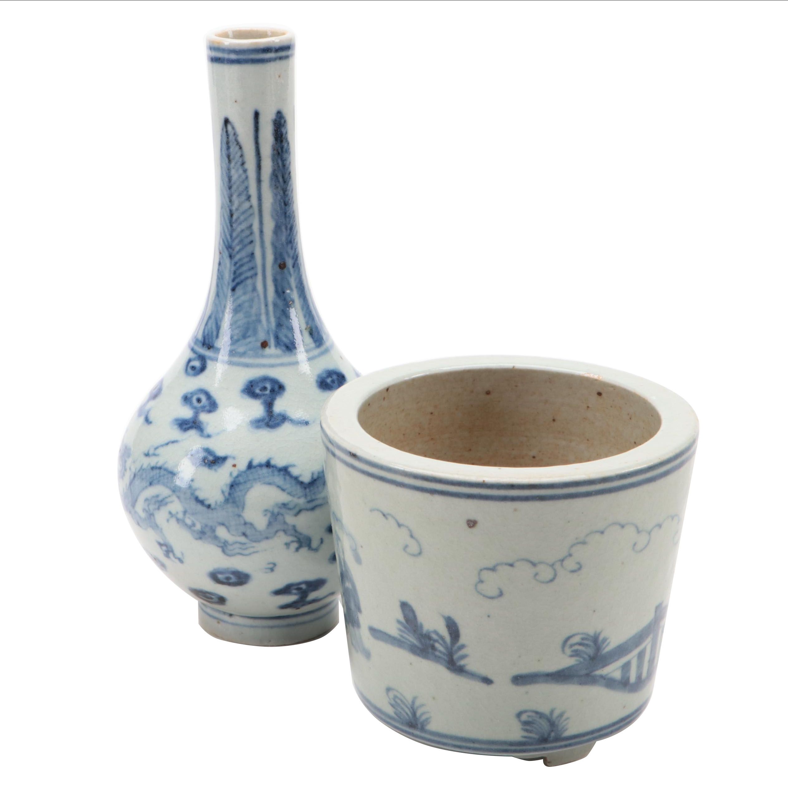 Chinese Blue and White Porcelain Footed Pot and Bottleneck Vase