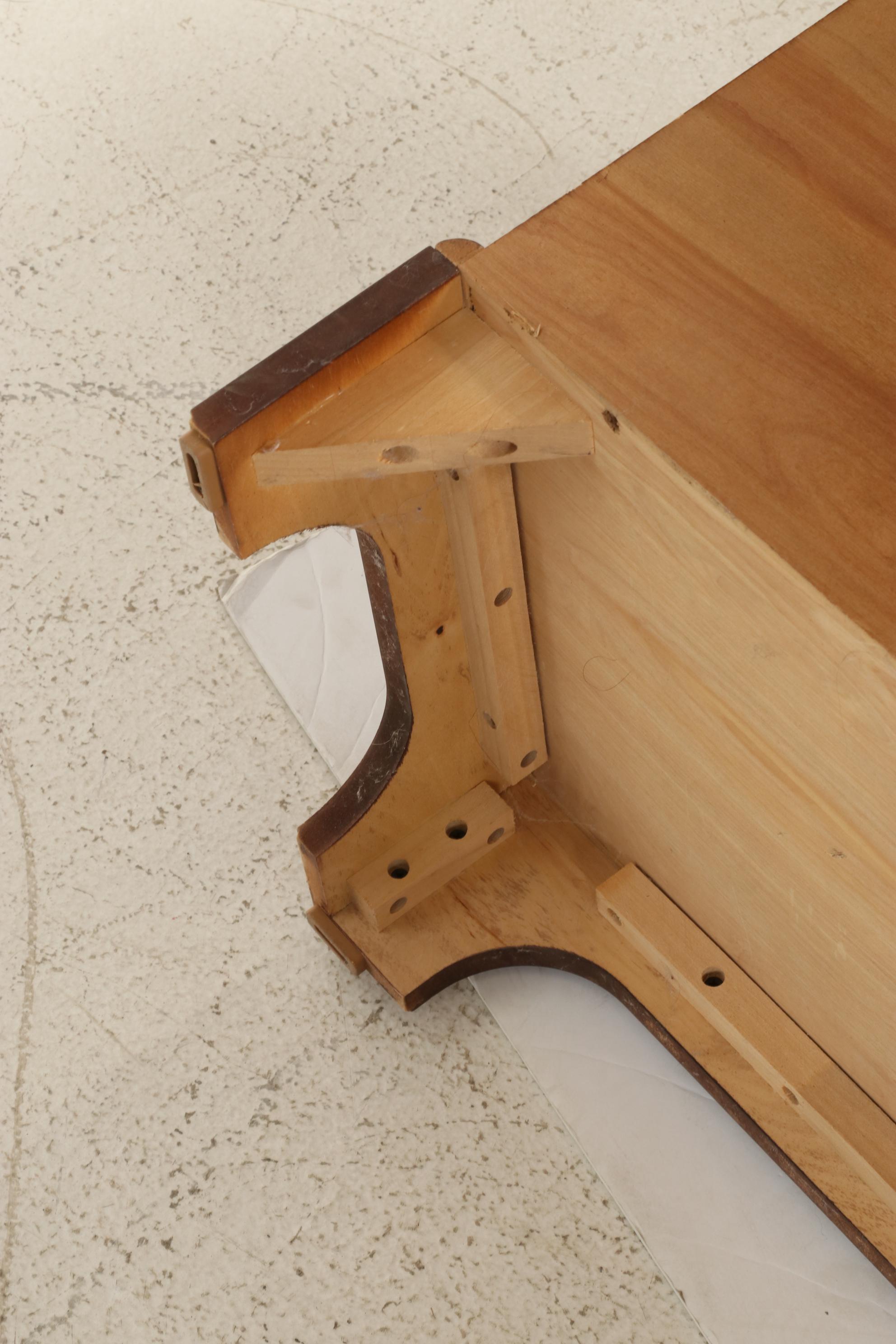 Lane Aromatite Cherrywood Cedar Trunk