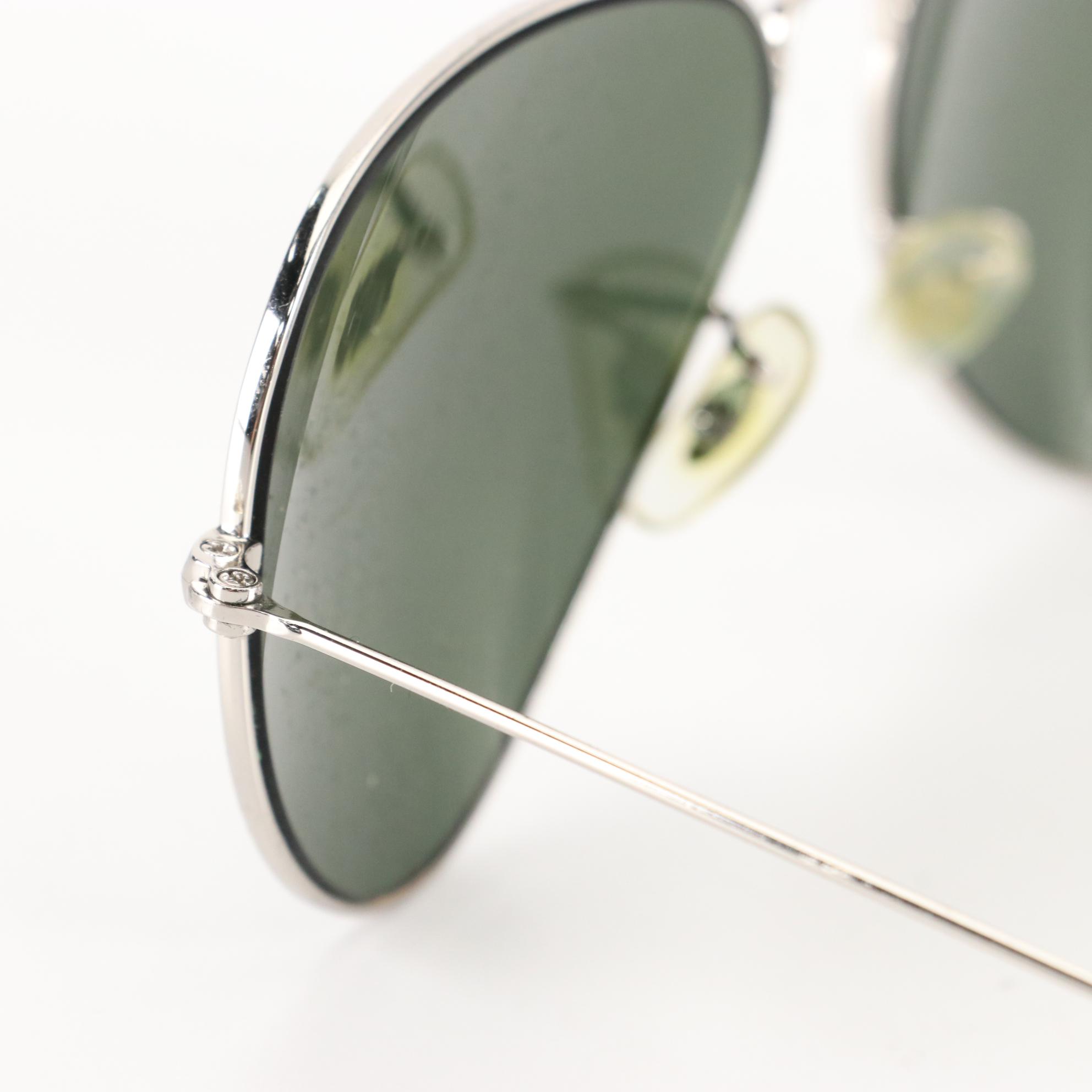 Ray-Ban RB3025 Large Metal Aviator Mirror Finish Sunglasses with Case