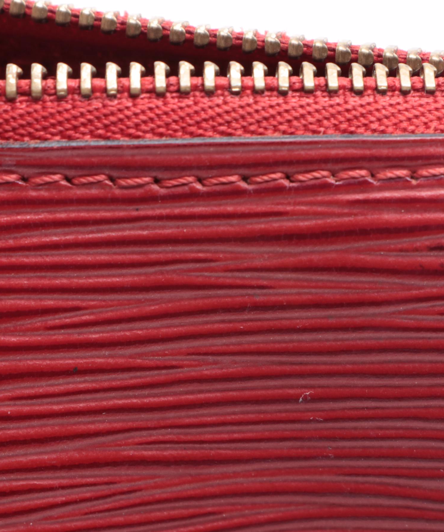 Louis Vuitton Pochette Accessoires in Red Epi Leather