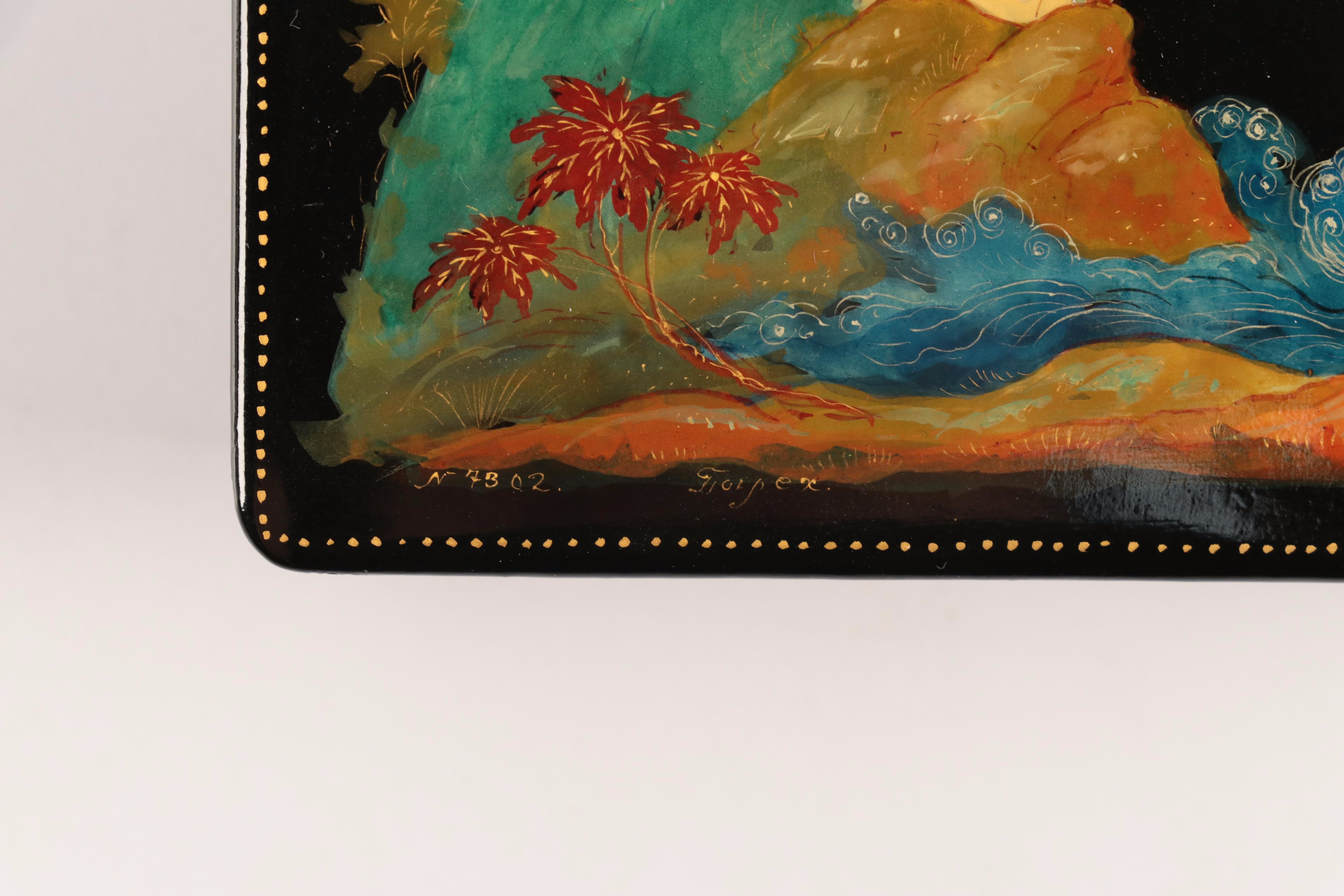 Russian Hand-Painted Lacquerware Trinket Boxes With Pamphlet