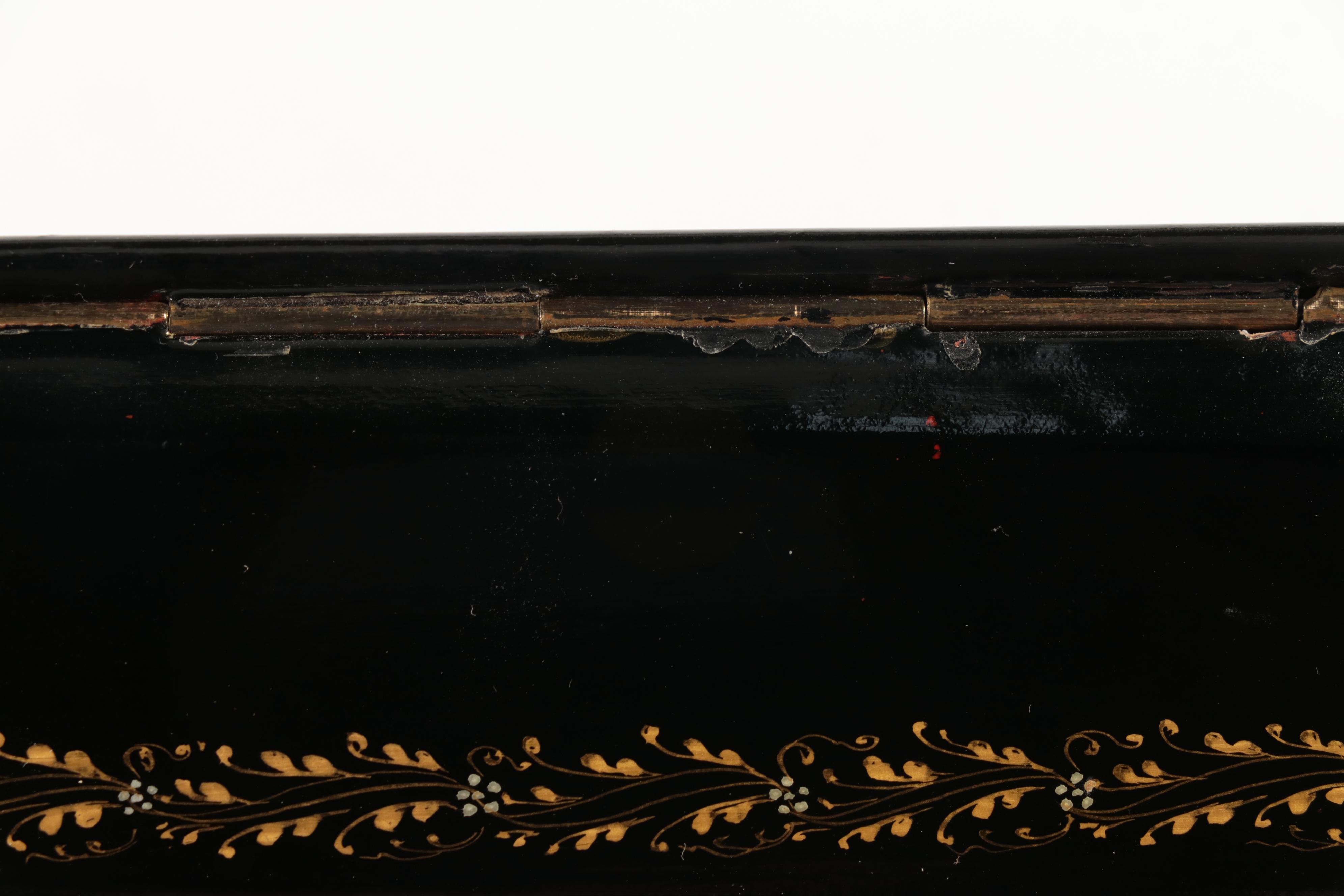 Russian Hand-Painted Lacquerware Trinket Boxes With Pamphlet