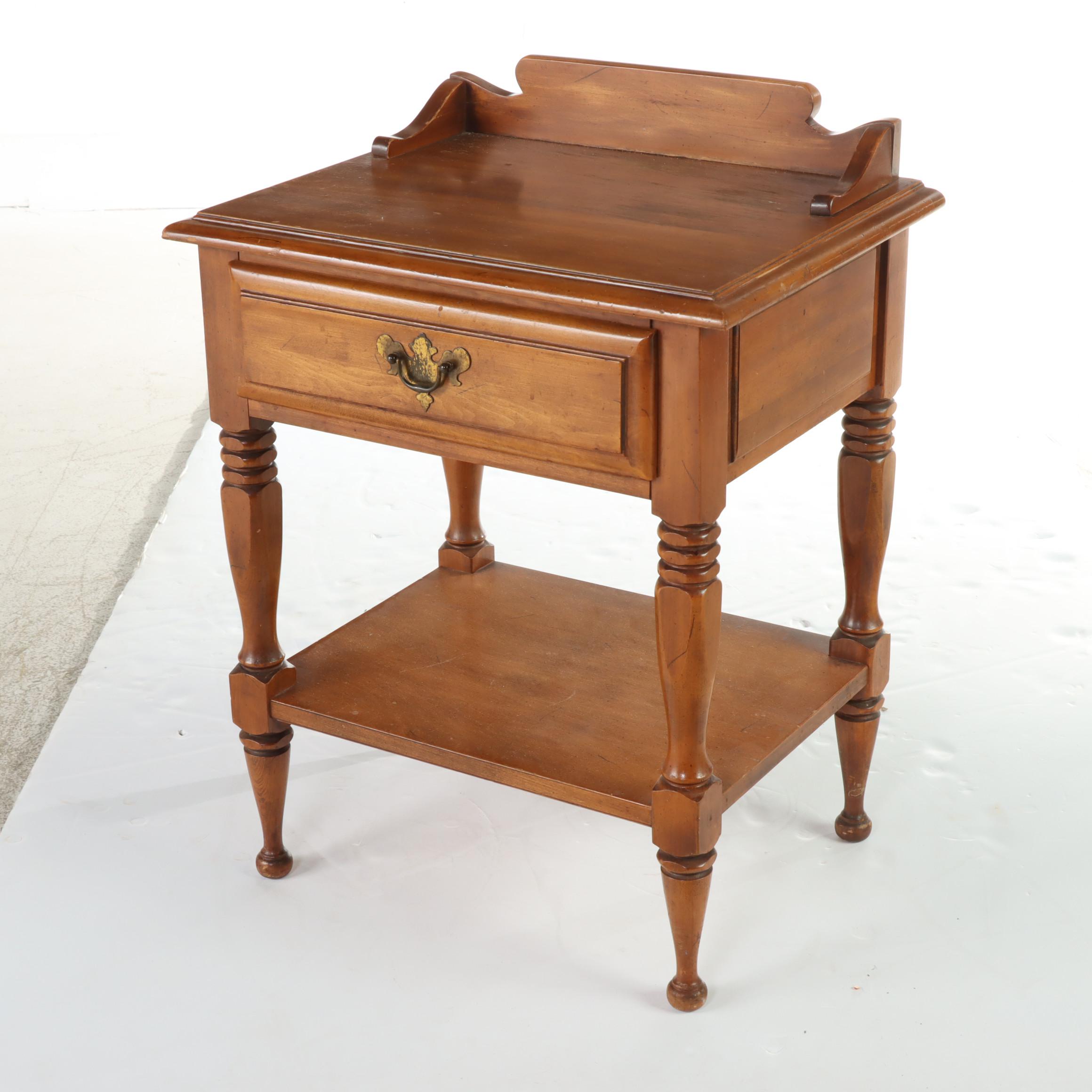 American Colonial Style Maple Nightstand