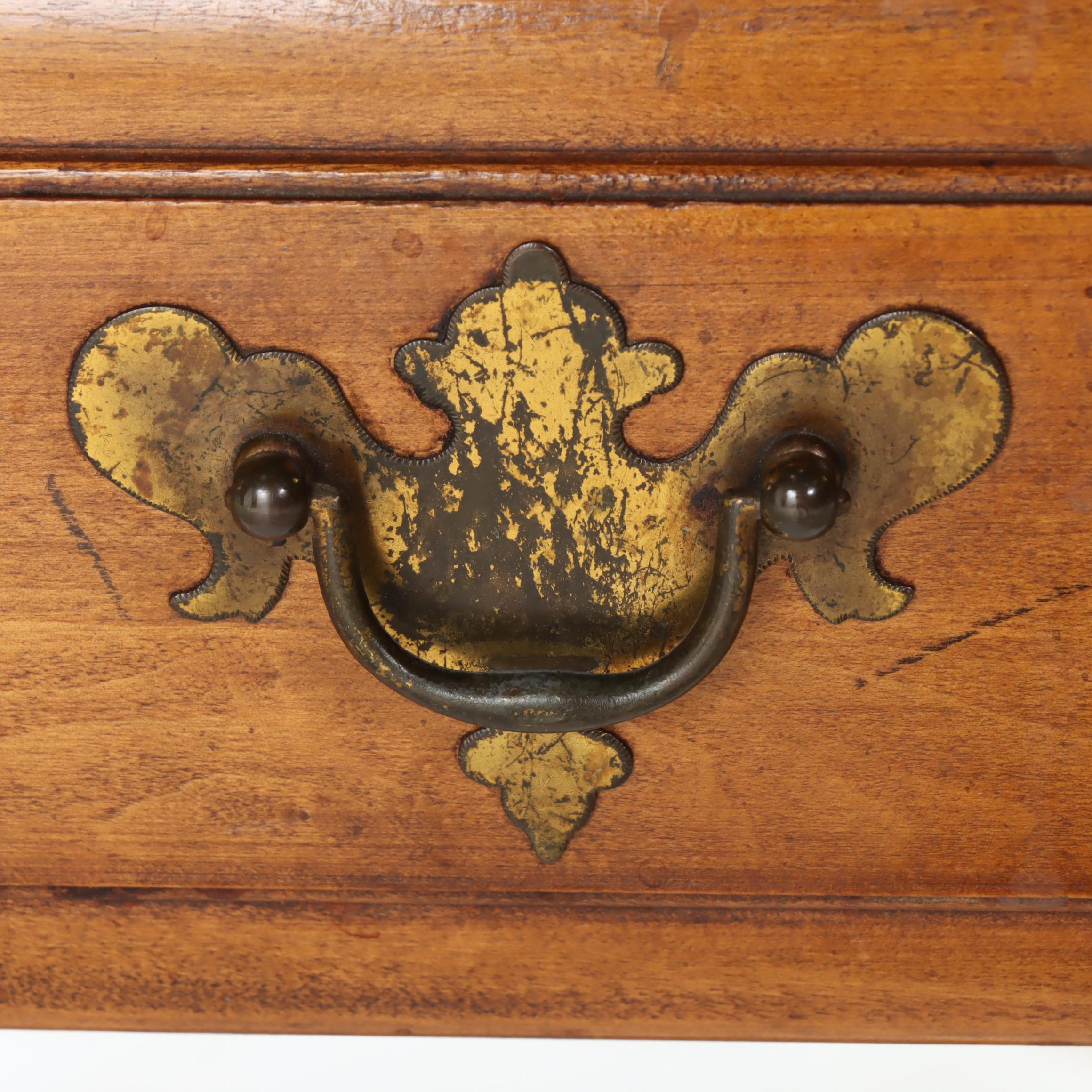 American Colonial Style Maple Nightstand