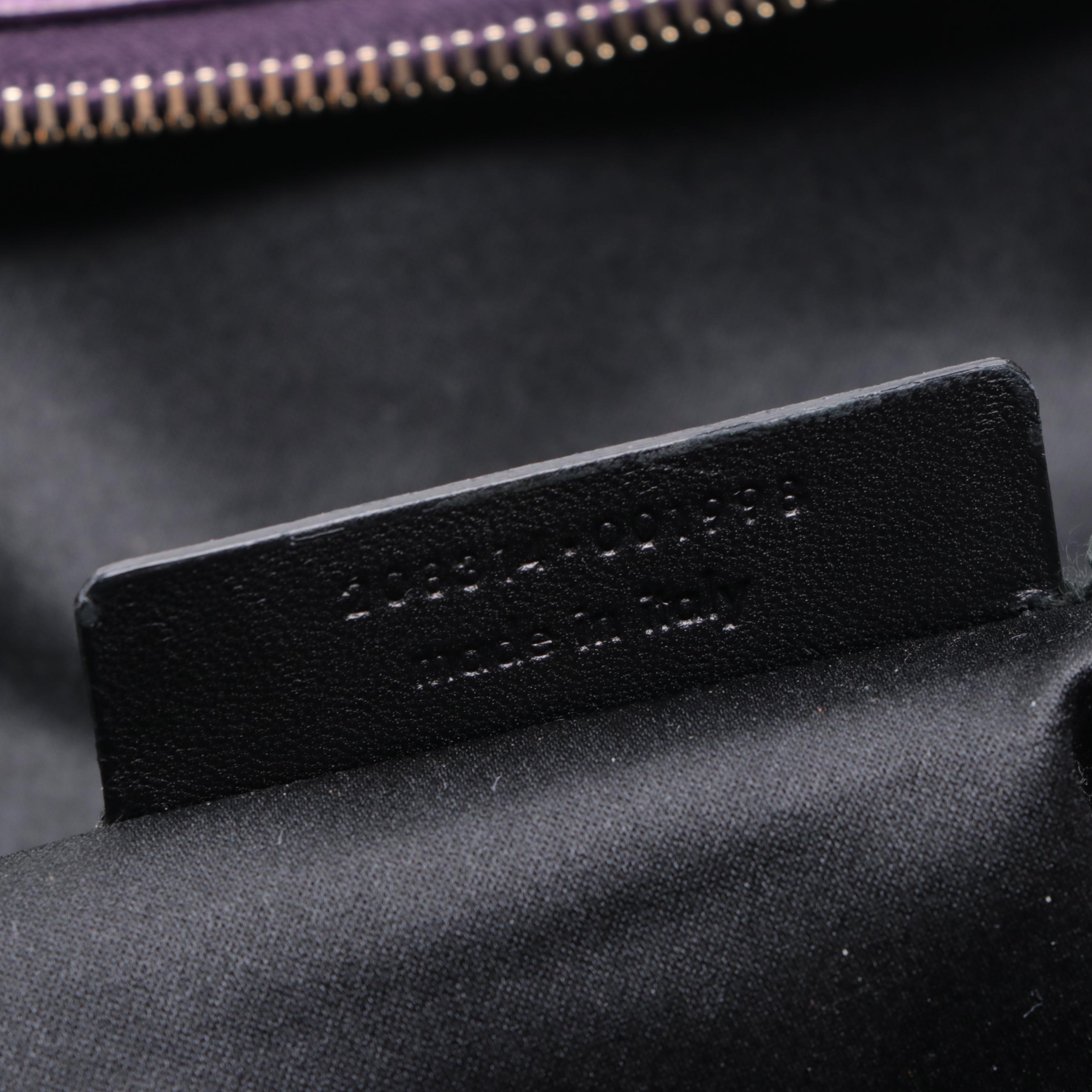 Yves Saint Laurent Easy Y Medium Bag in Crinkle Patent Leather