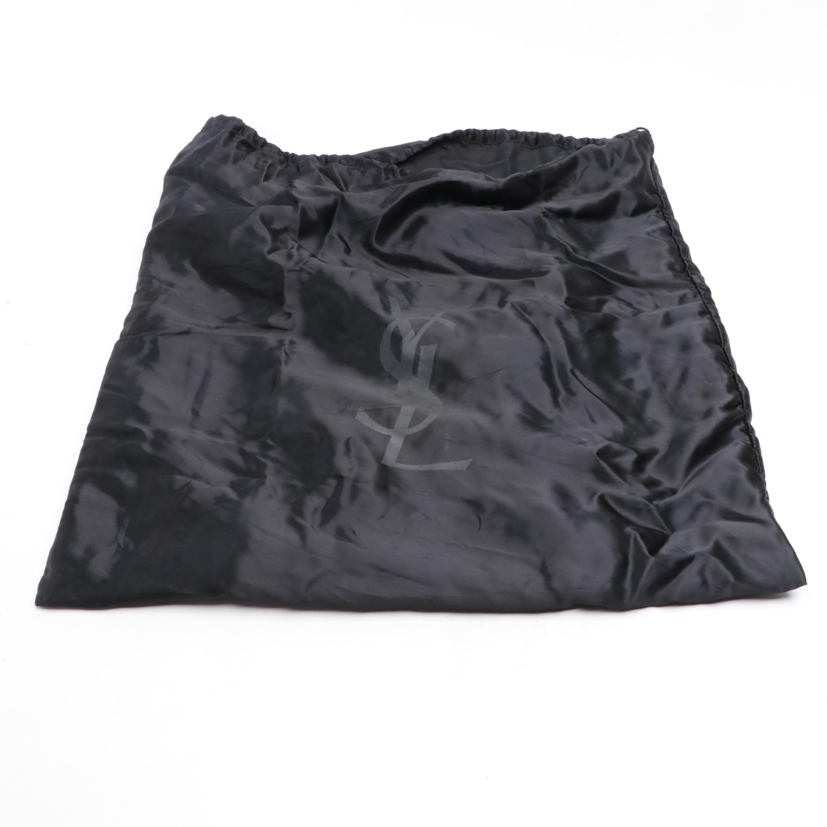 Yves Saint Laurent Easy Y Medium Bag in Crinkle Patent Leather