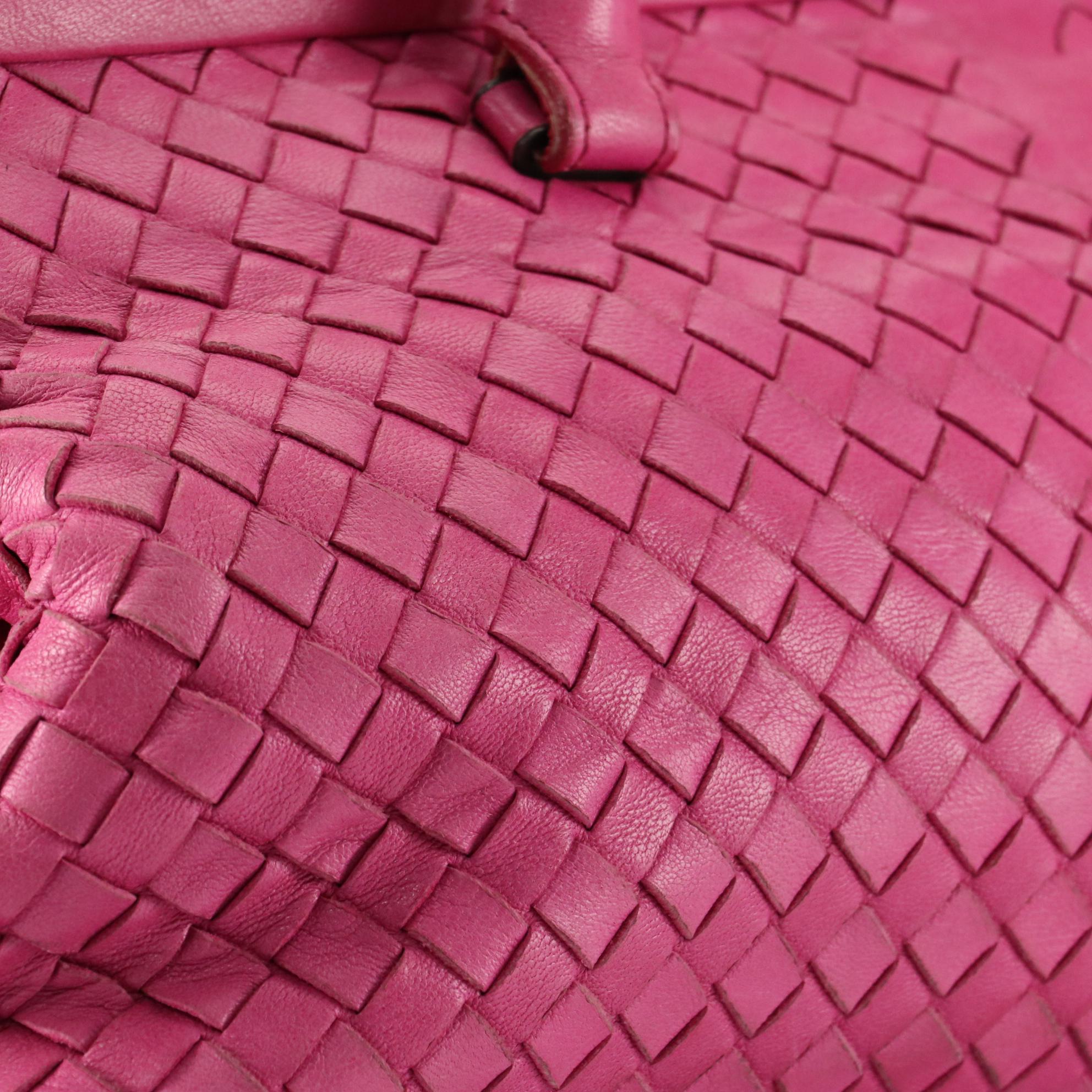Bottega Veneta Top Handle Shoulder Bag in Pink Intrecciato Leather