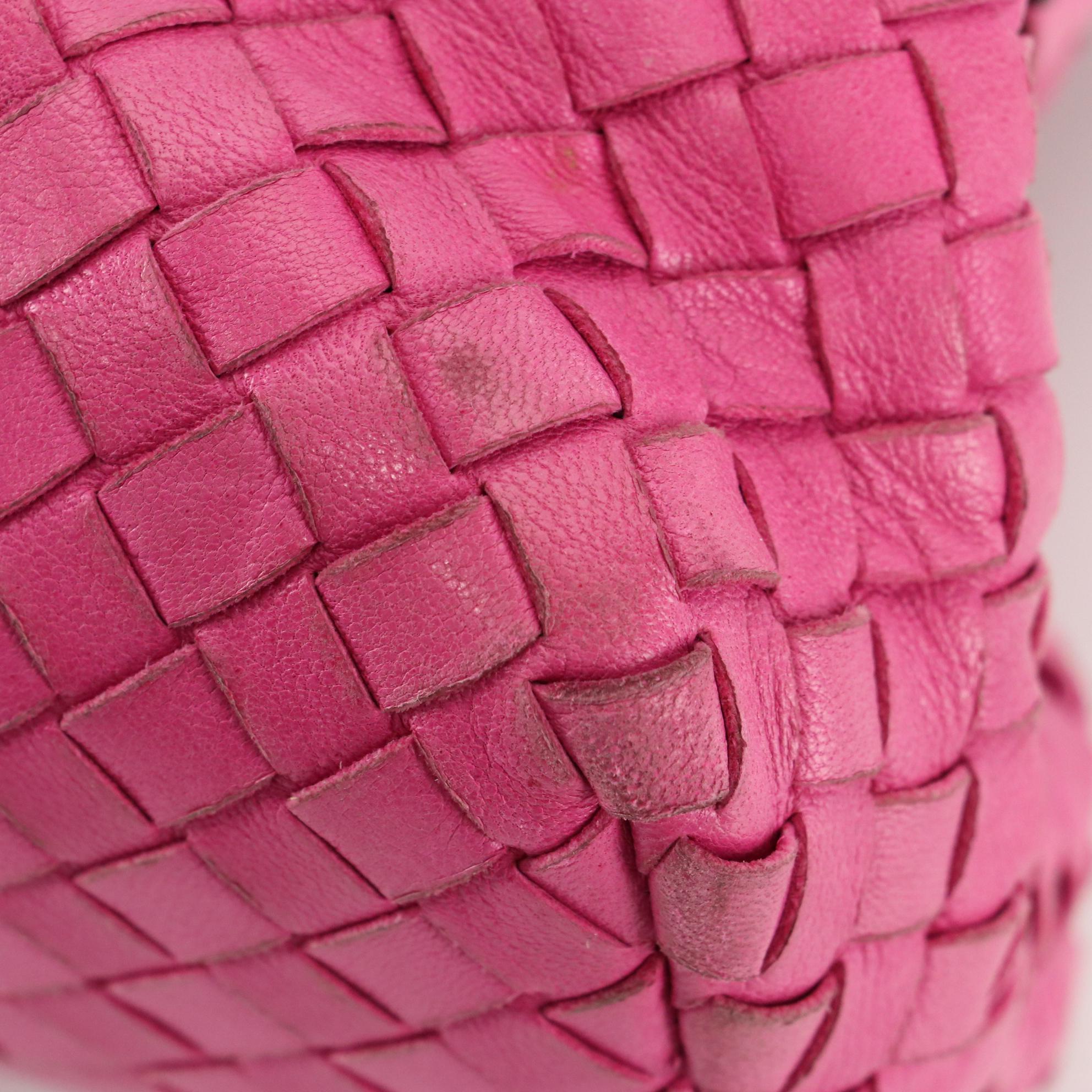 Bottega Veneta Top Handle Shoulder Bag in Pink Intrecciato Leather