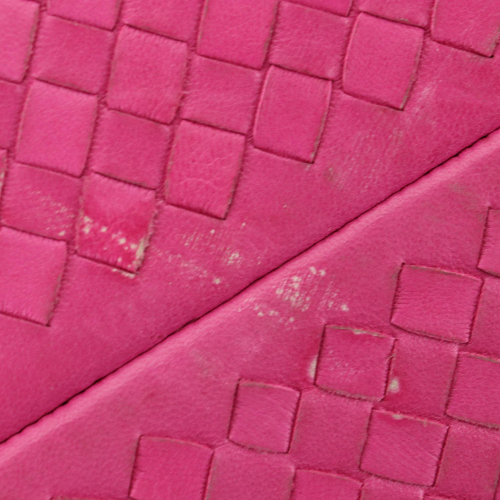 Bottega Veneta Top Handle Shoulder Bag in Pink Intrecciato Leather