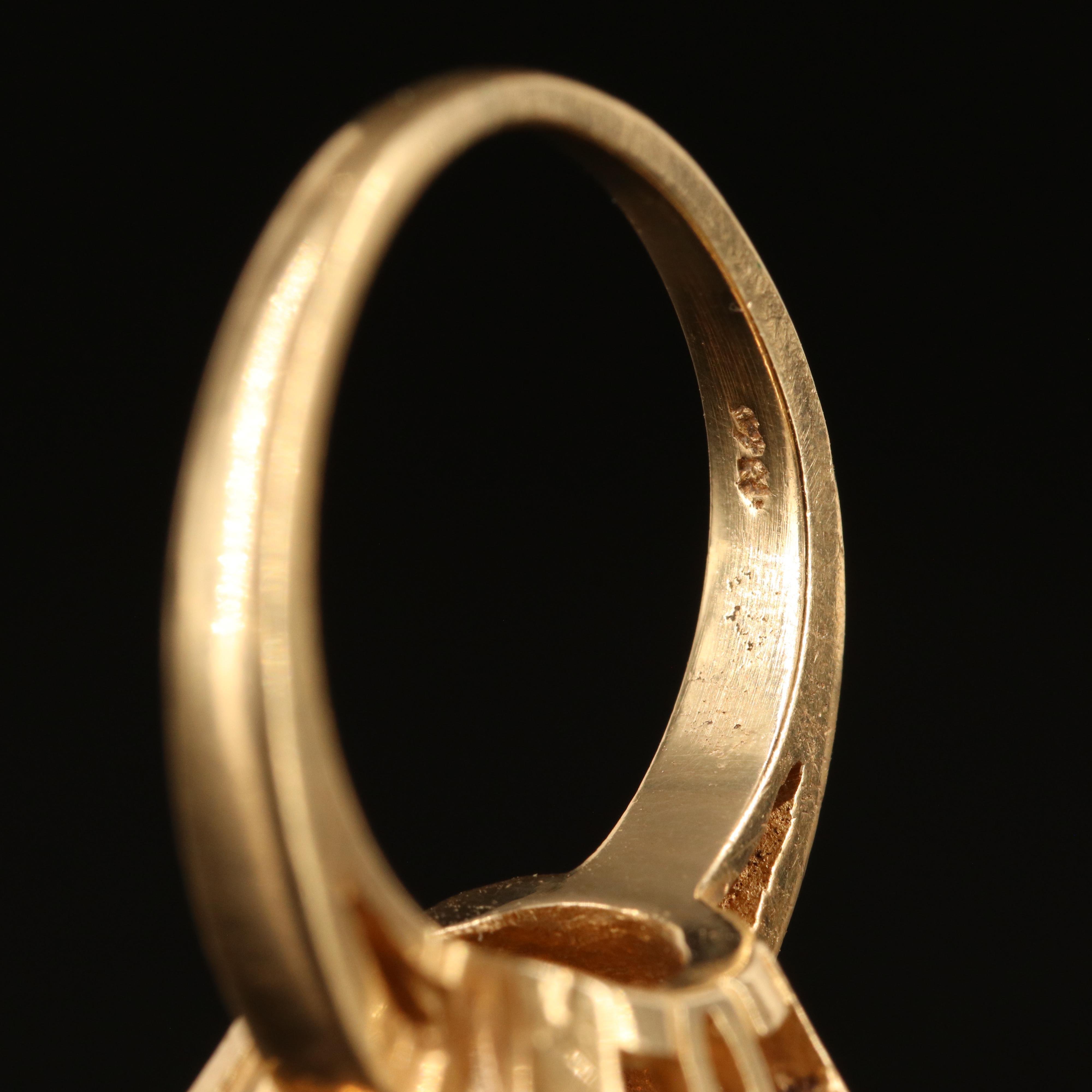 14K Ring with 1973 Panama 2 1/2-Centesimos Coin