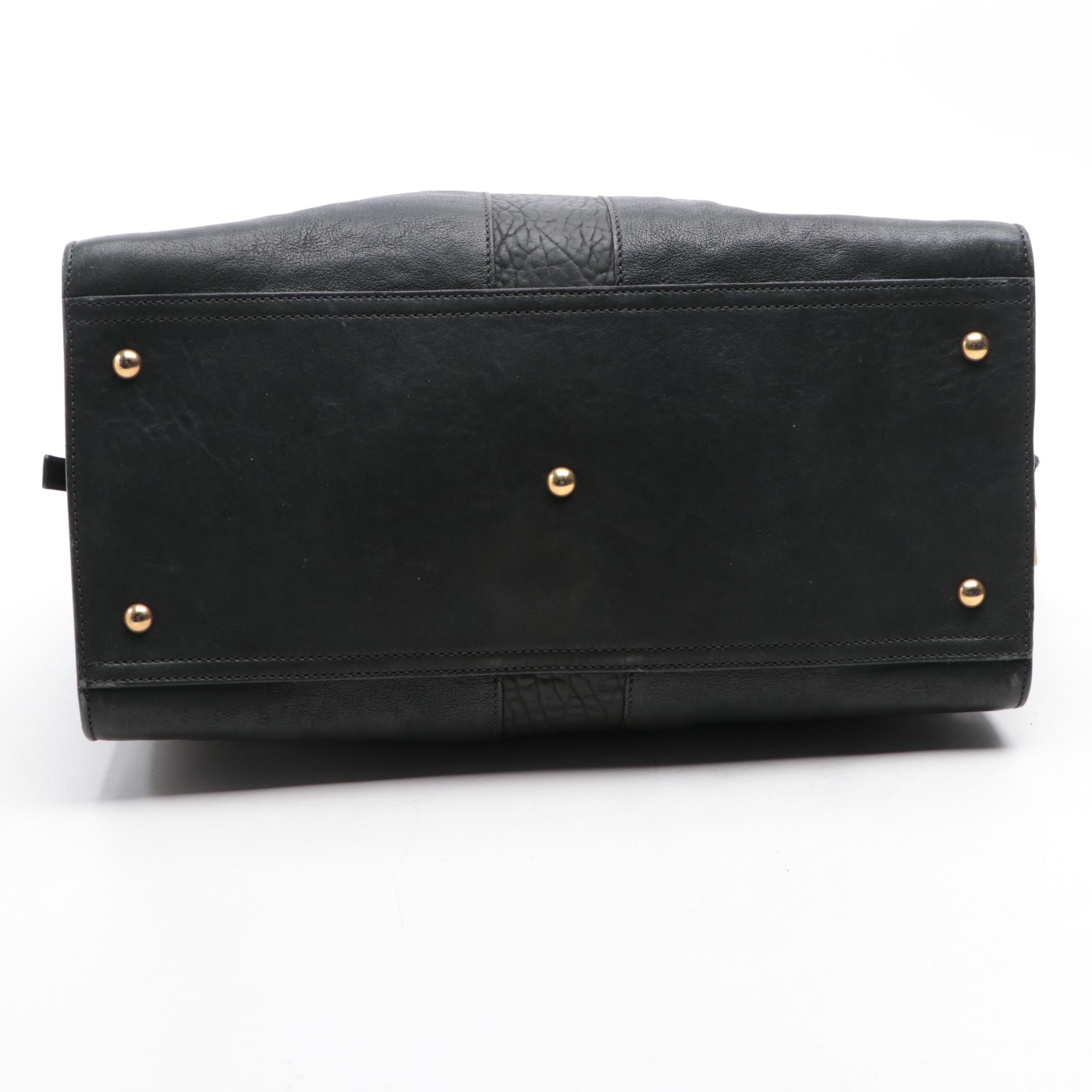 Yves Saint Laurent Chyc Cabas Medium Tote in Leather